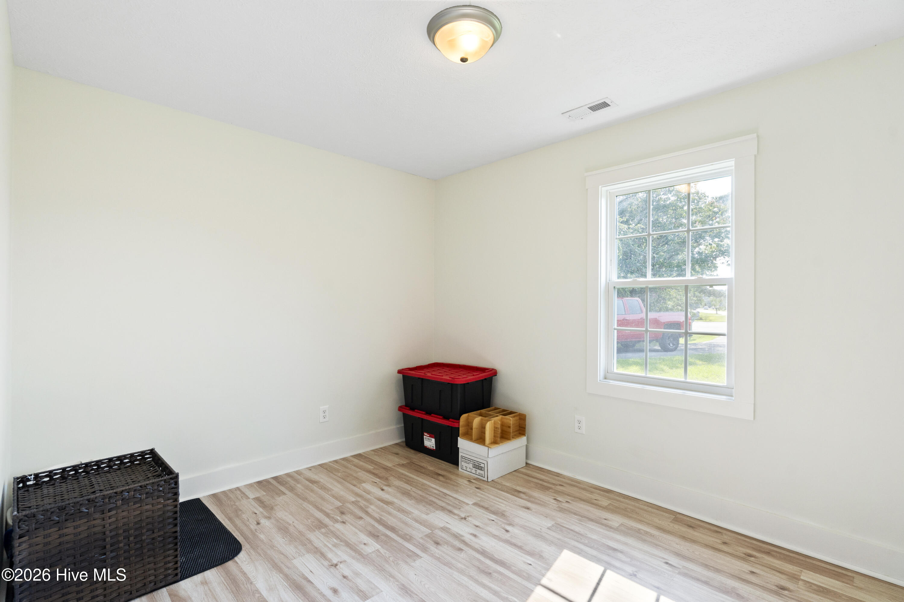 111 Pirates Lane Property Photo 18