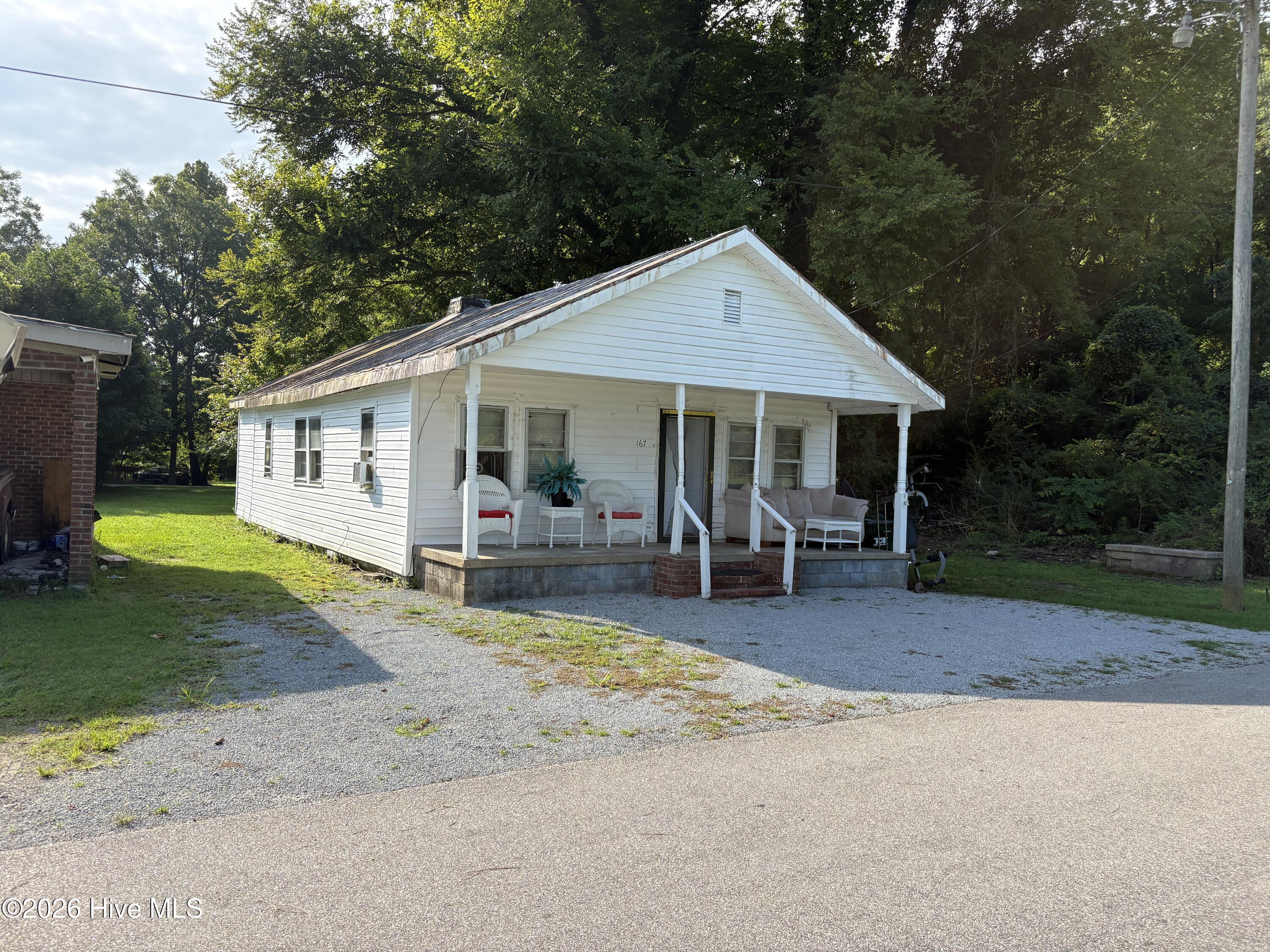 167 Larry Avenue Property Photo 1