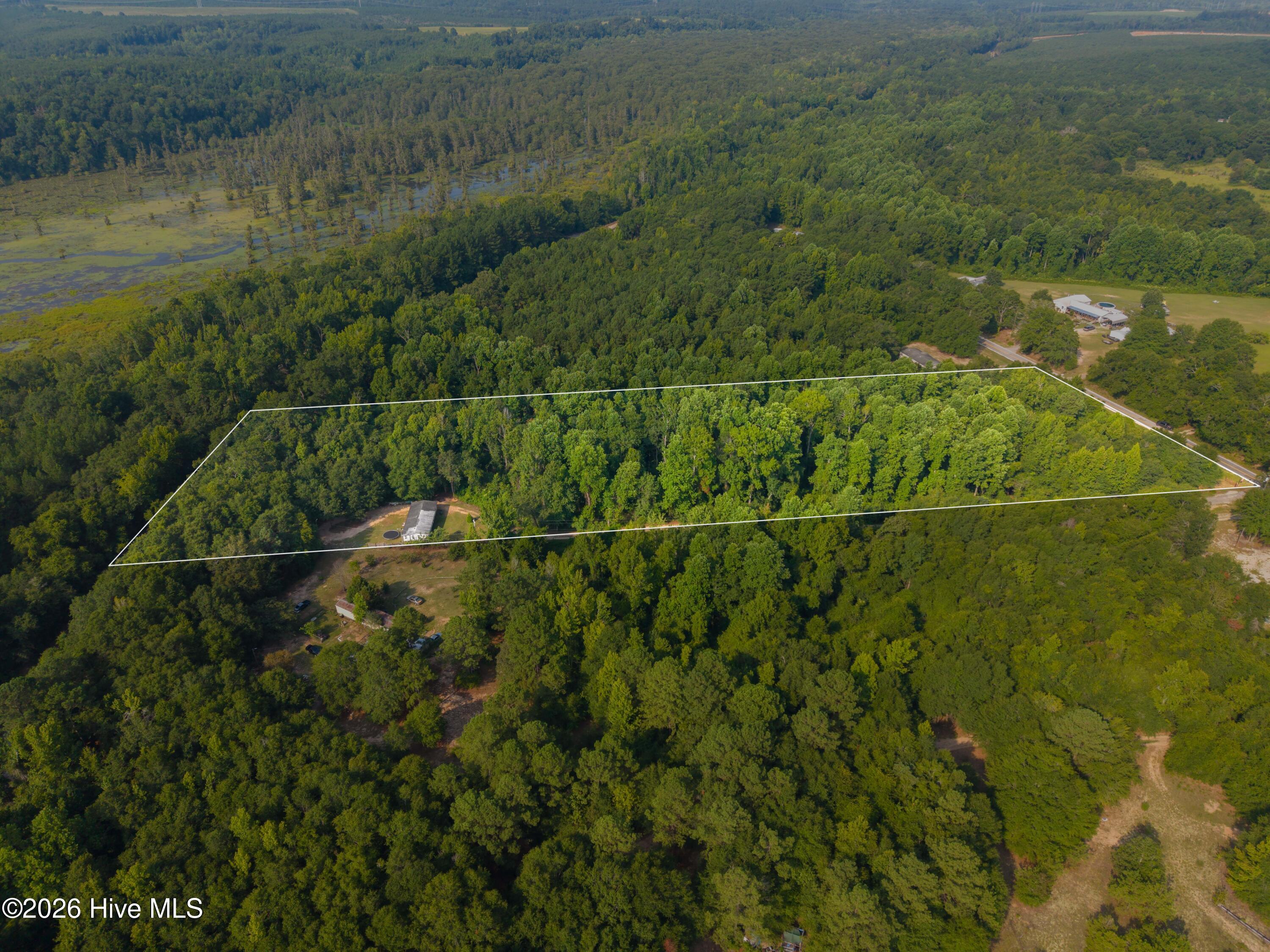 595 Tro Bennock Mill Road Property Photo 2