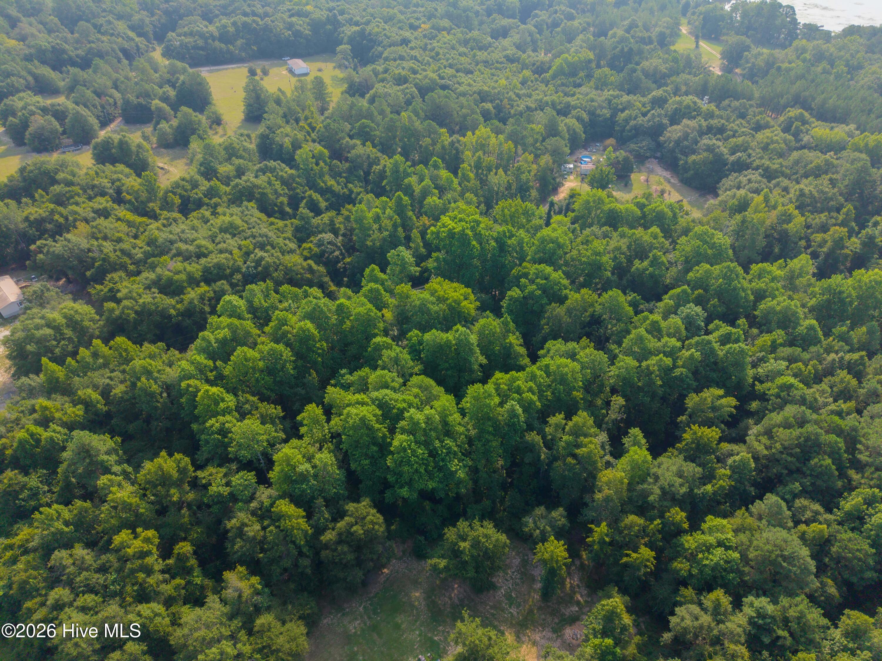 595 Tro Bennock Mill Road Property Photo 4