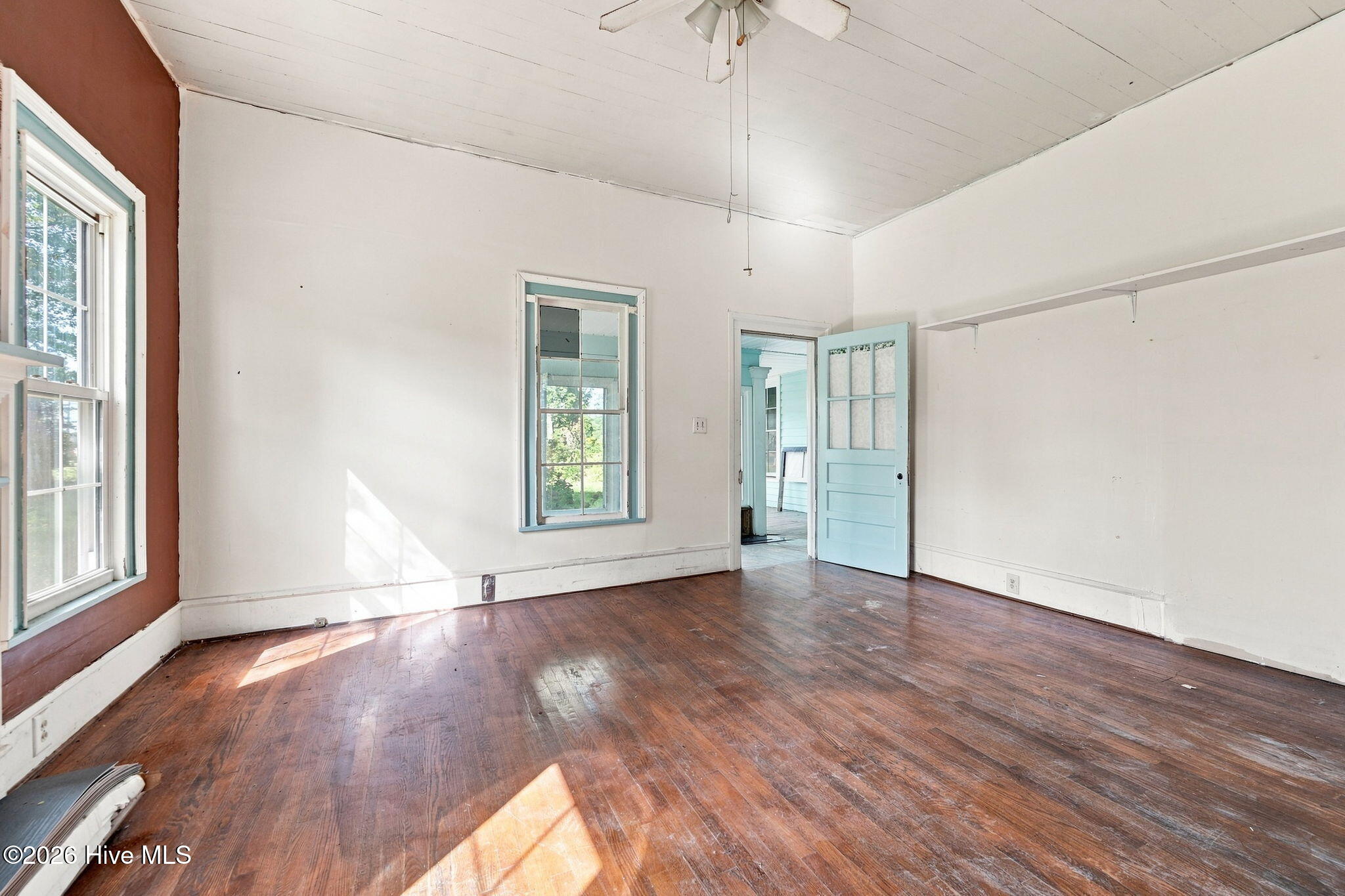 422 Cornwallis Road Property Photo 8