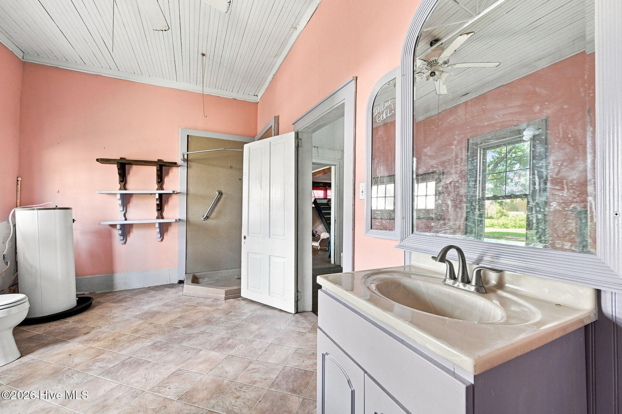 422 Cornwallis Road Property Photo 14