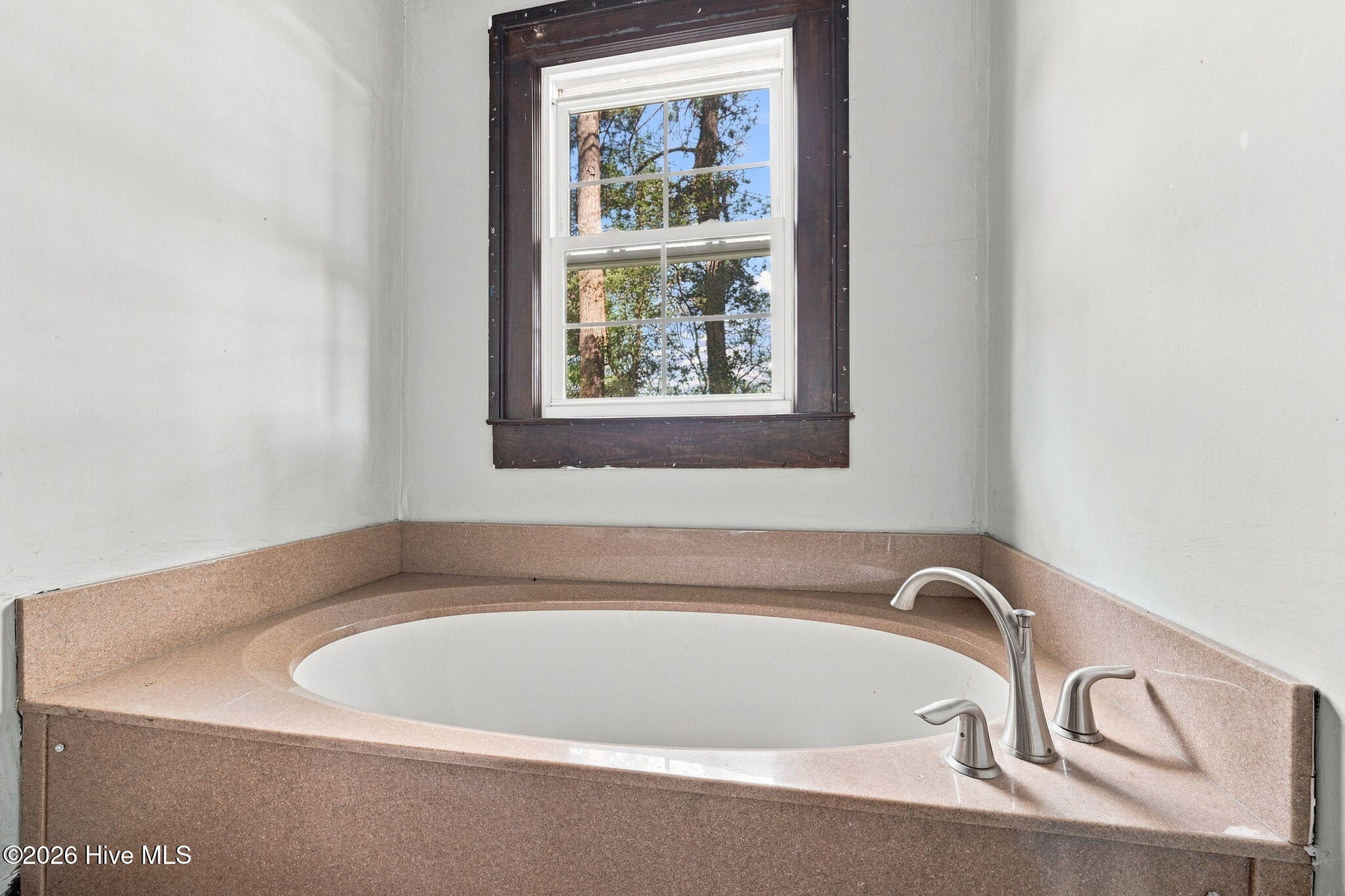 422 Cornwallis Road Property Photo 18