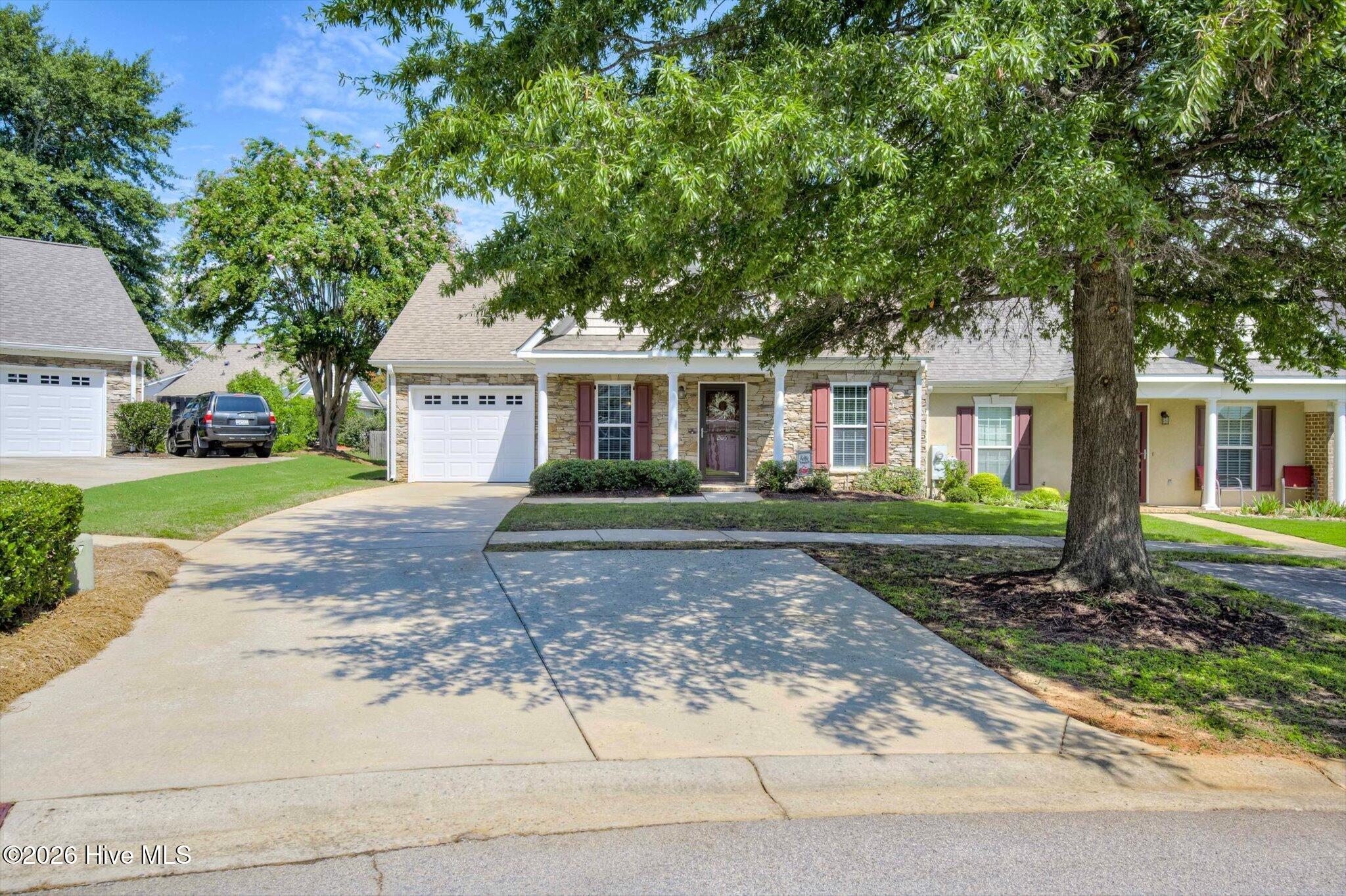 205 Orchard Way Property Photo 2
