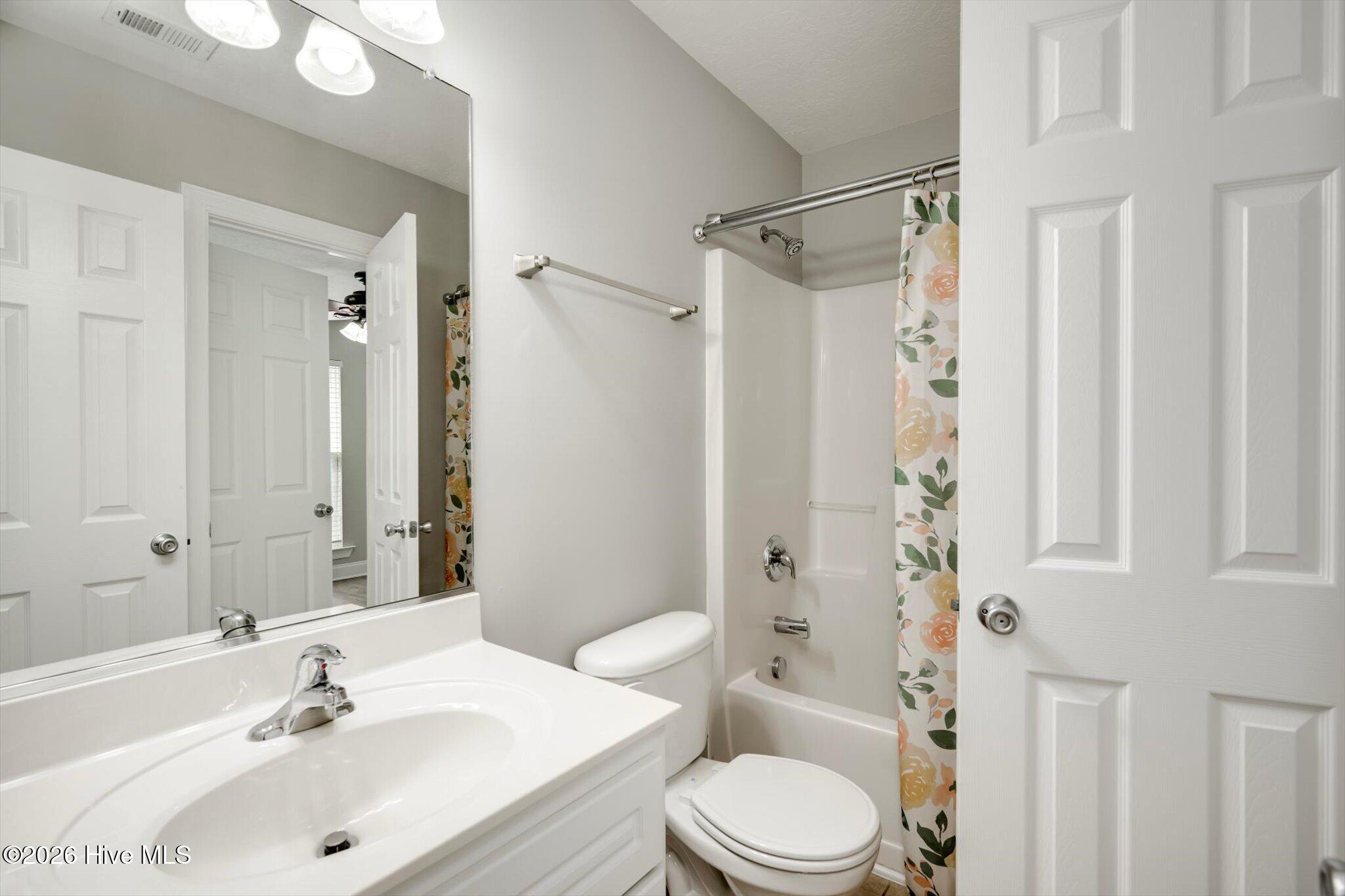 205 Orchard Way Property Photo 26