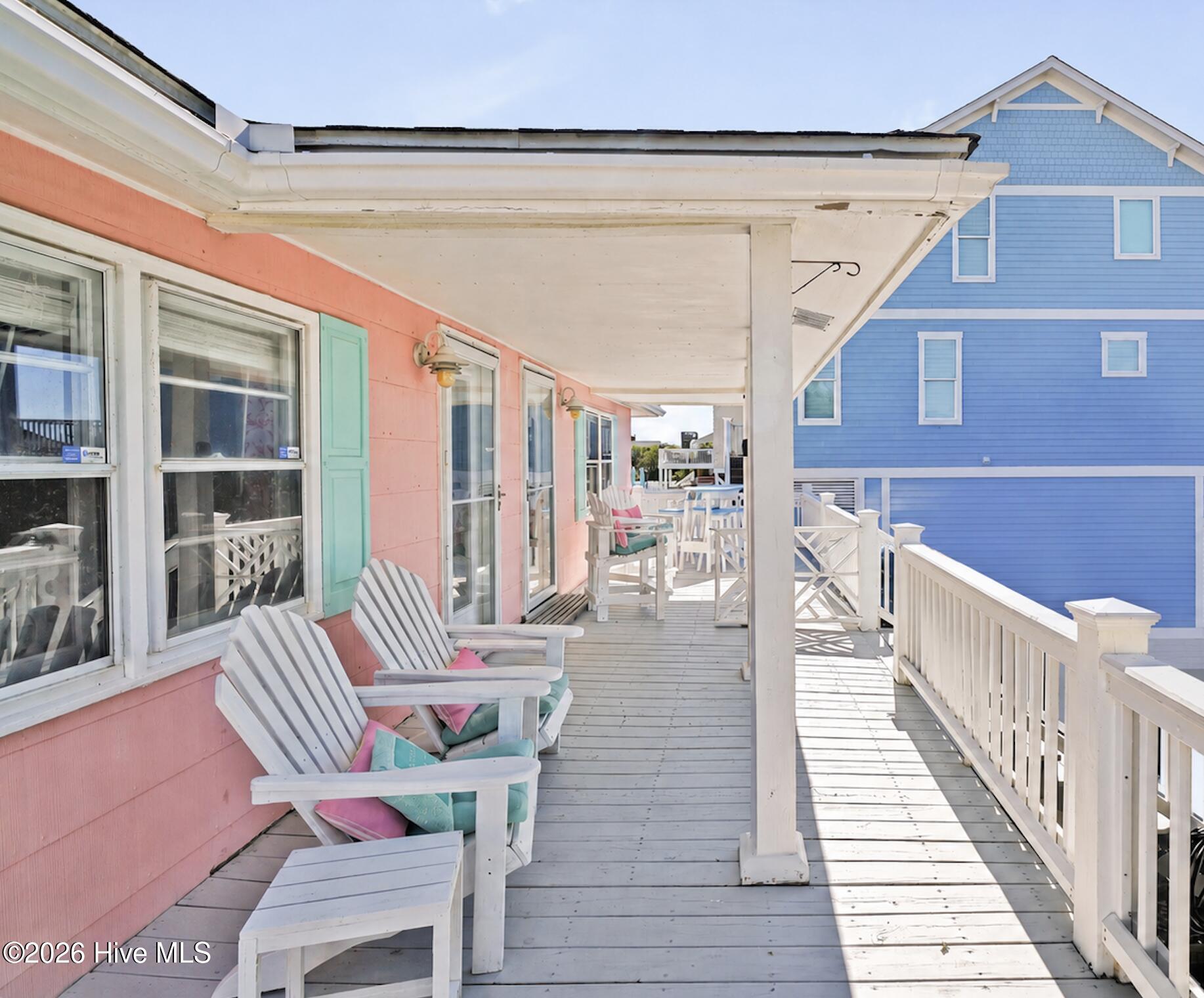 166 Ocean Boulevard W Property Photo 8