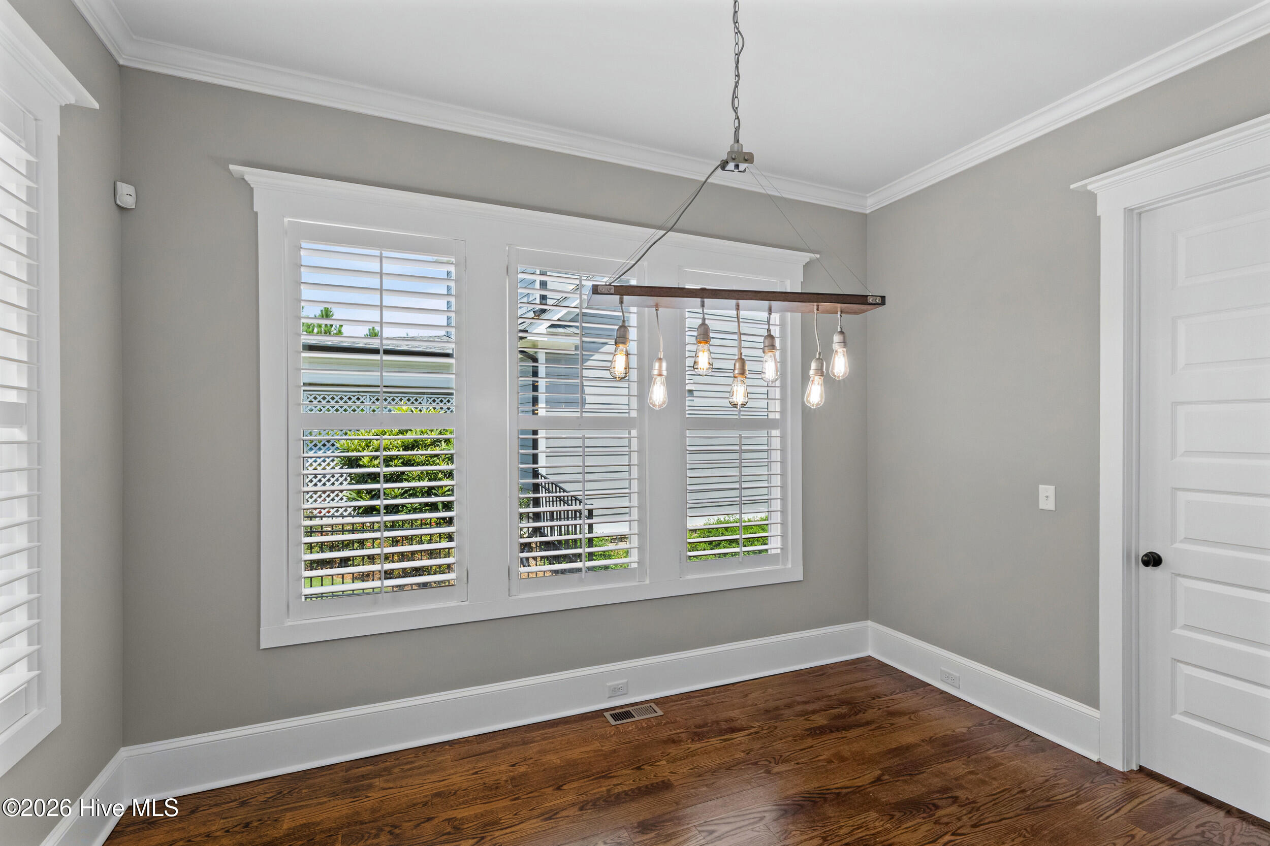 205 Hornsby Lane Property Photo 24