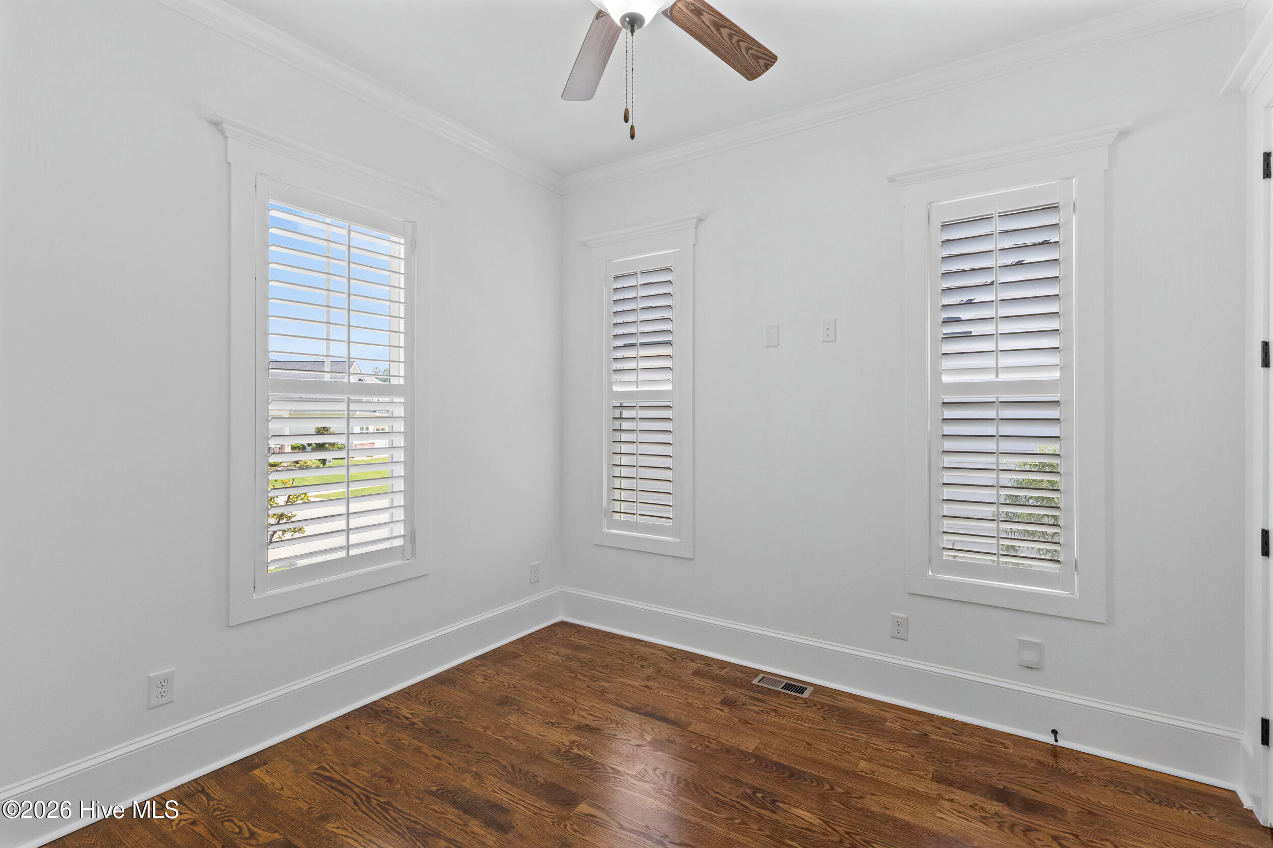 205 Hornsby Lane Property Photo 34