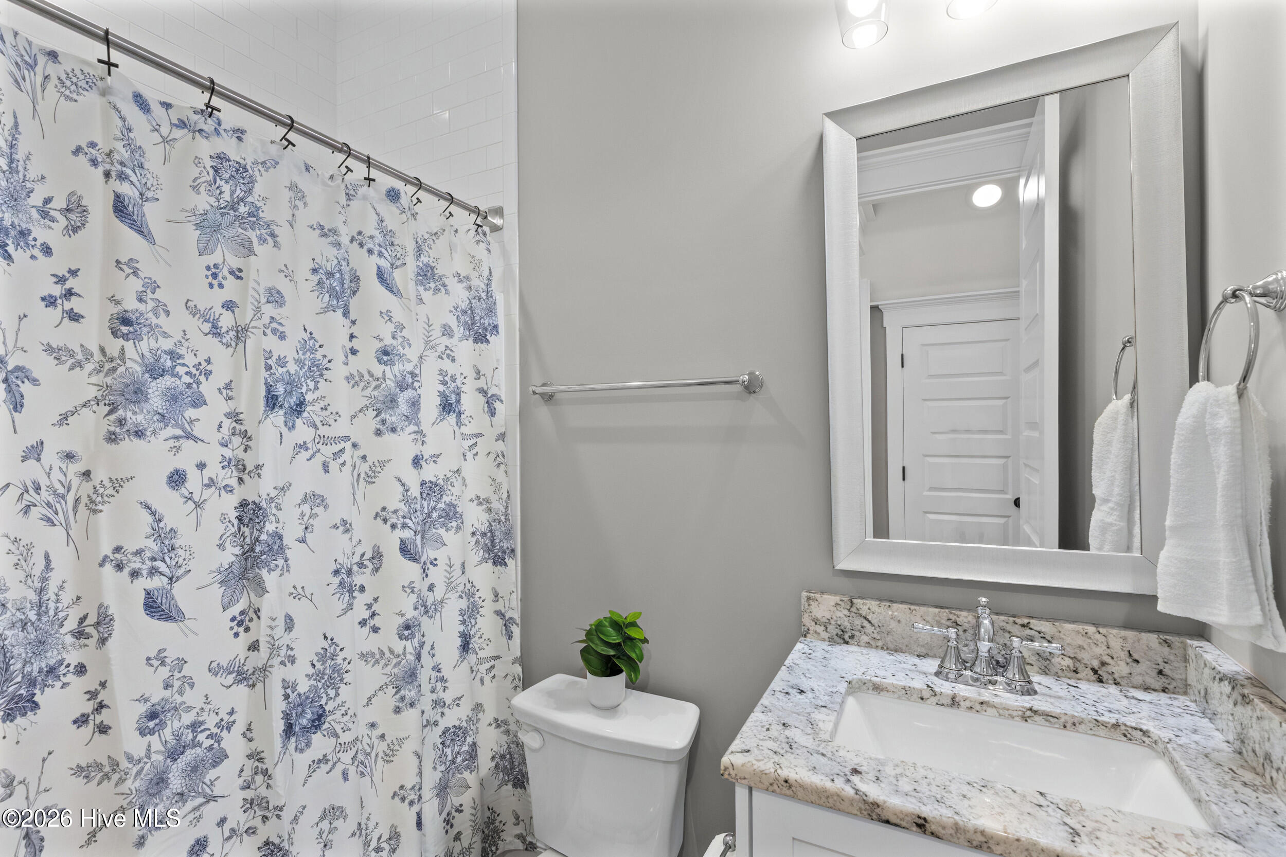 205 Hornsby Lane Property Photo 36