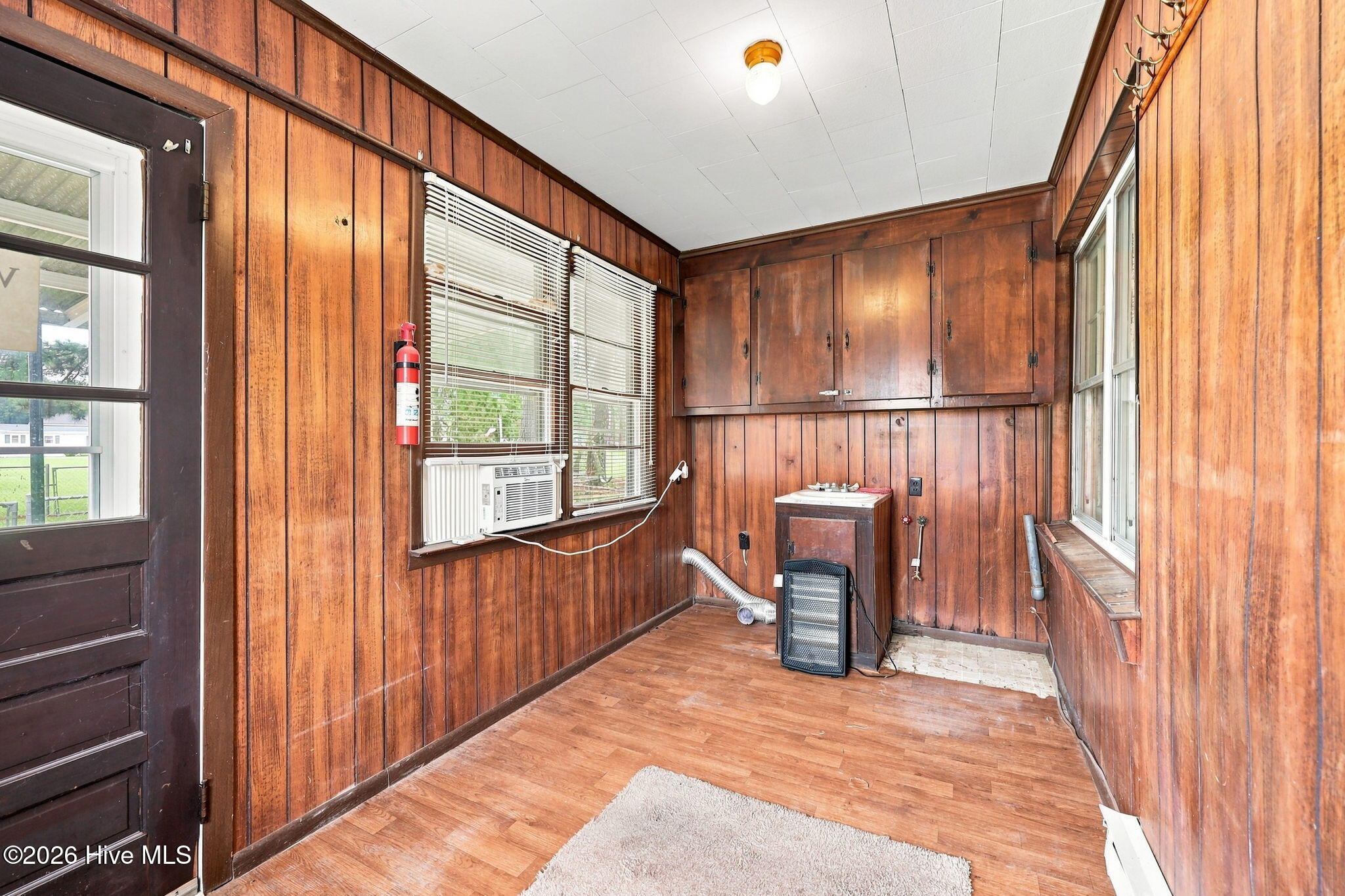 403 N Front Street Property Photo 12
