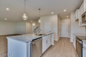 4509 Hartshorn Circle Property Photo 17