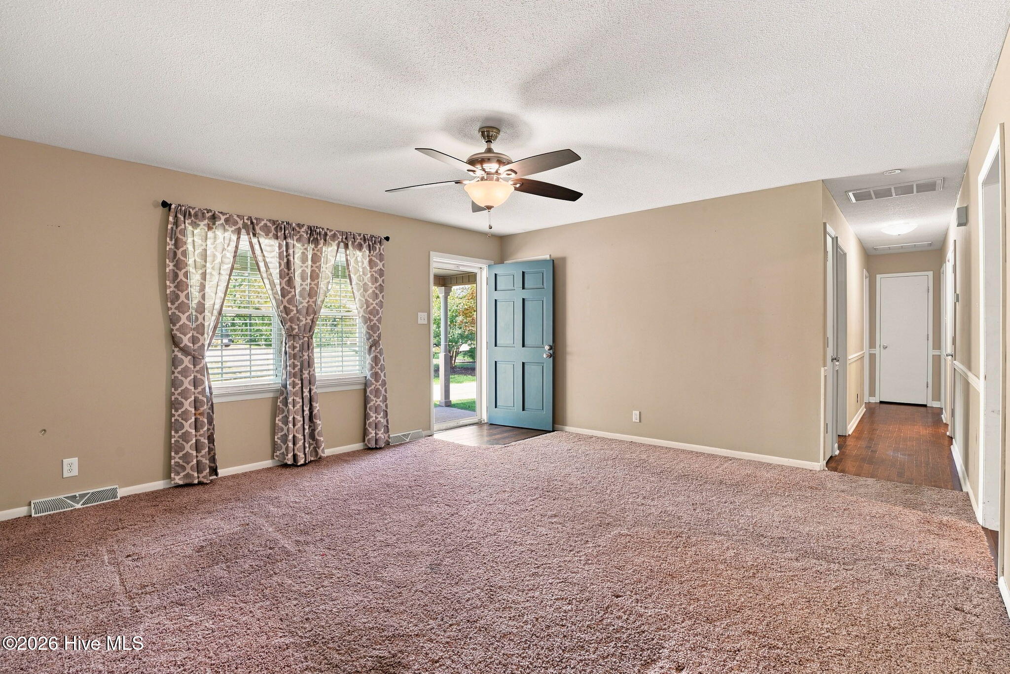 100 N Parks Drive Property Photo 8