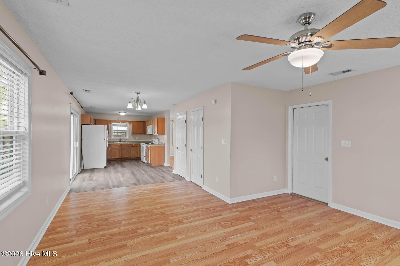 303 Mann Street Property Photo 18
