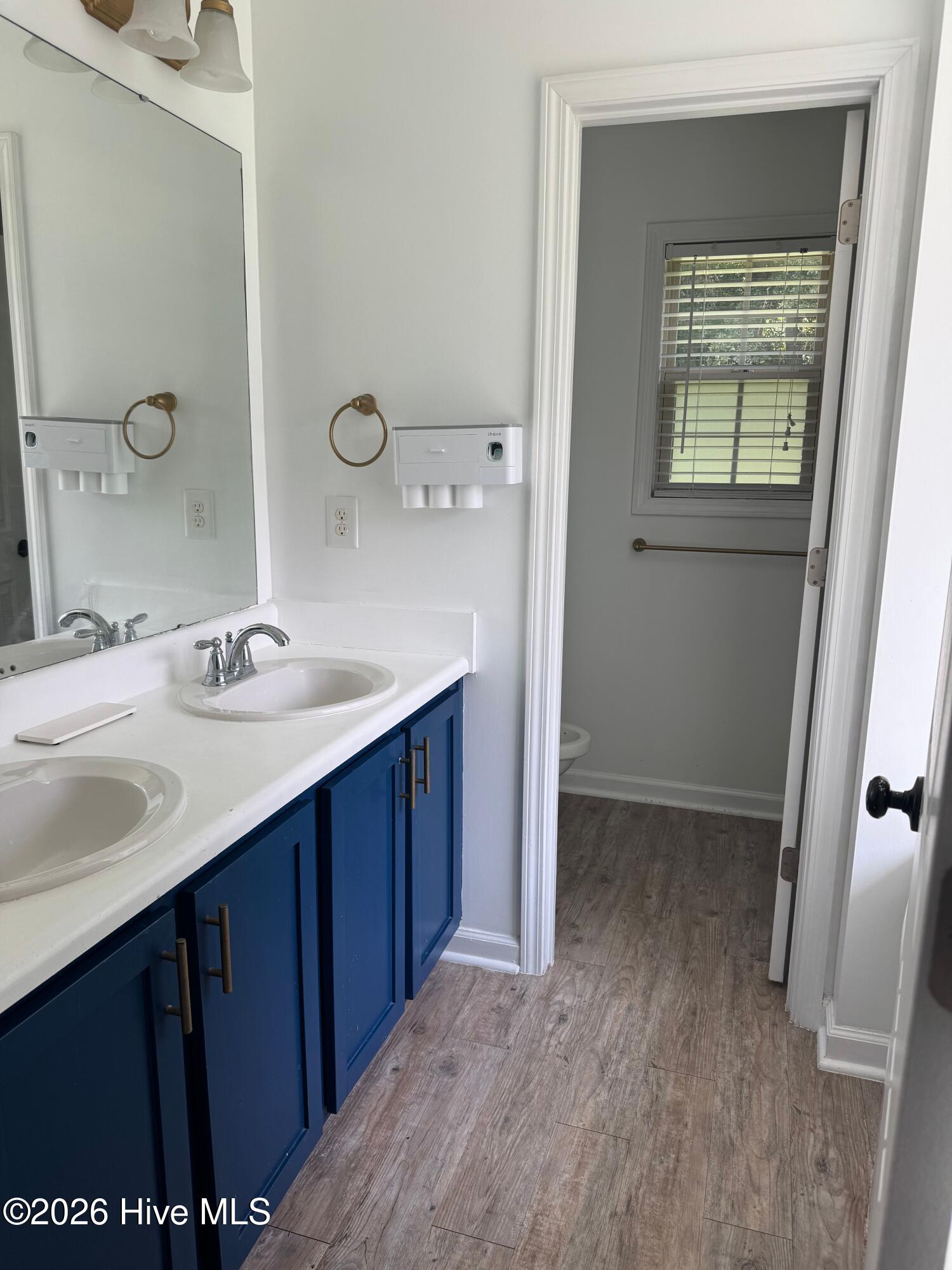 303 Tuscan Court Property Photo 8
