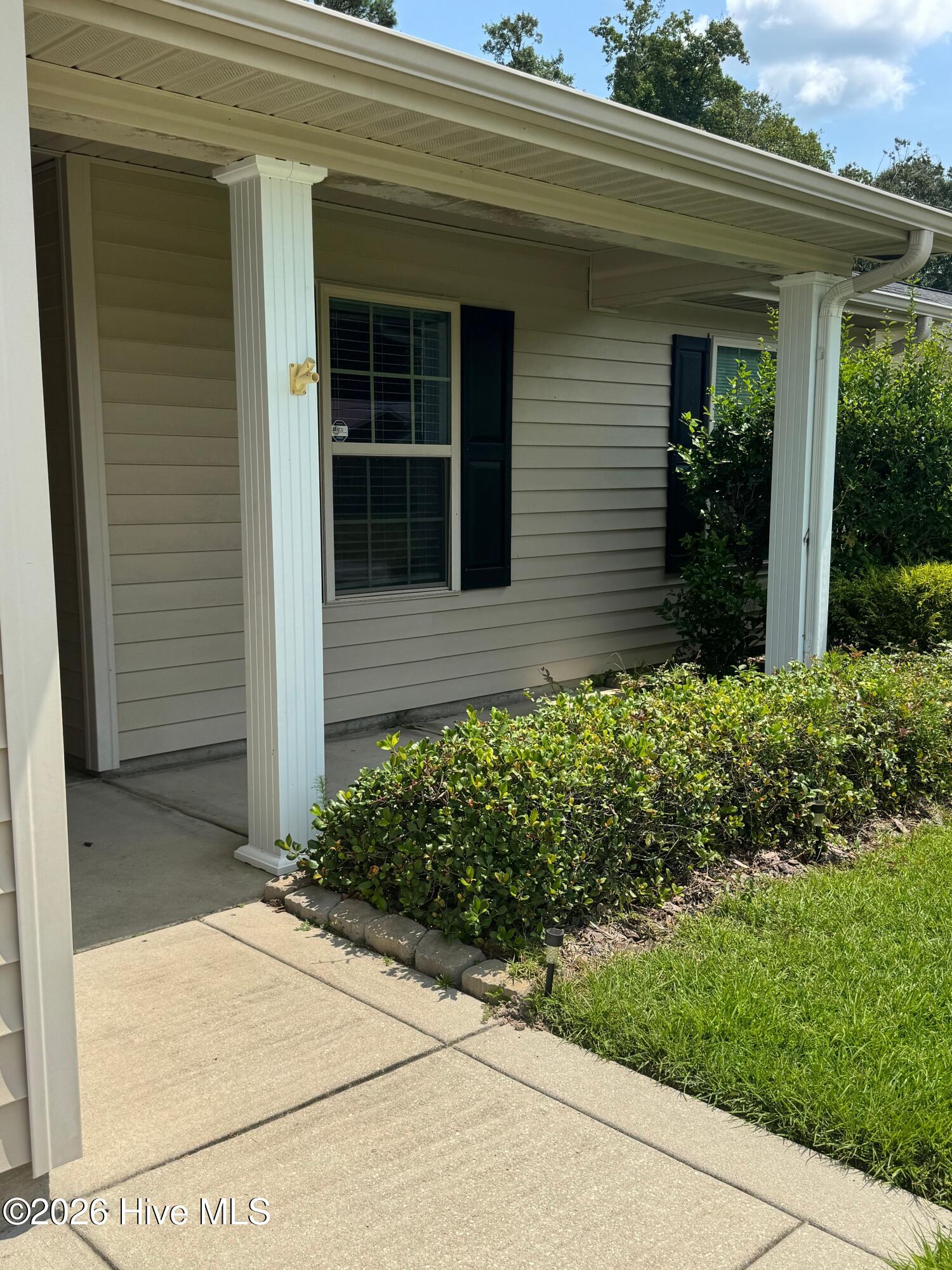 303 Tuscan Court Property Photo 17