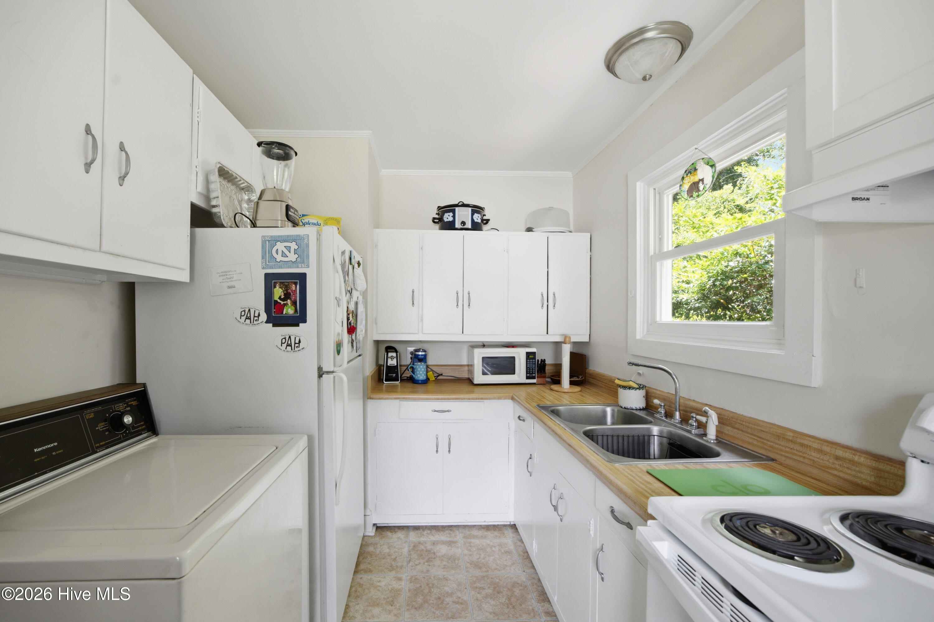 1301 N Poplar Street Property Photo 31