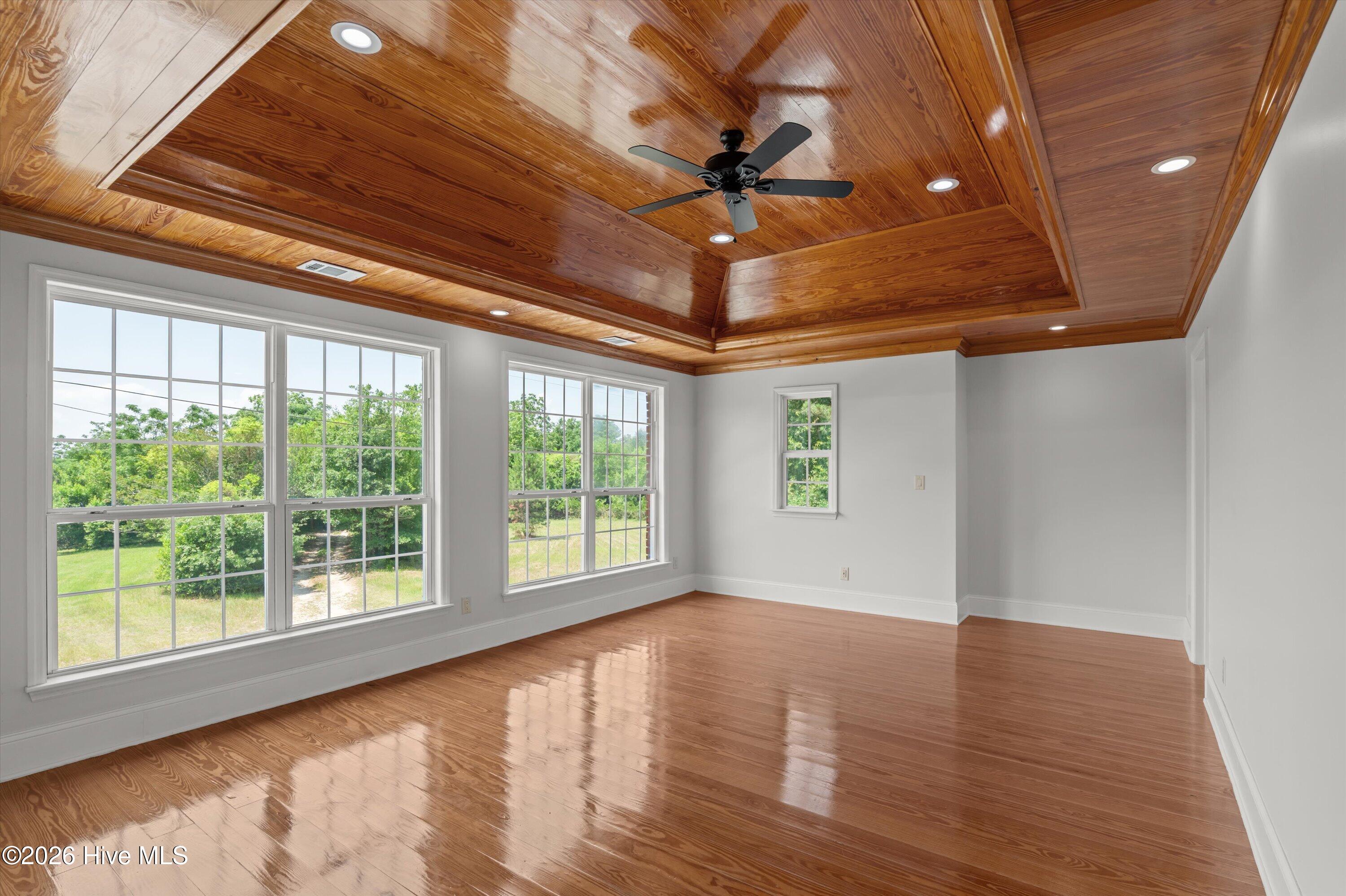1421 Edgefield Road Property Photo 26