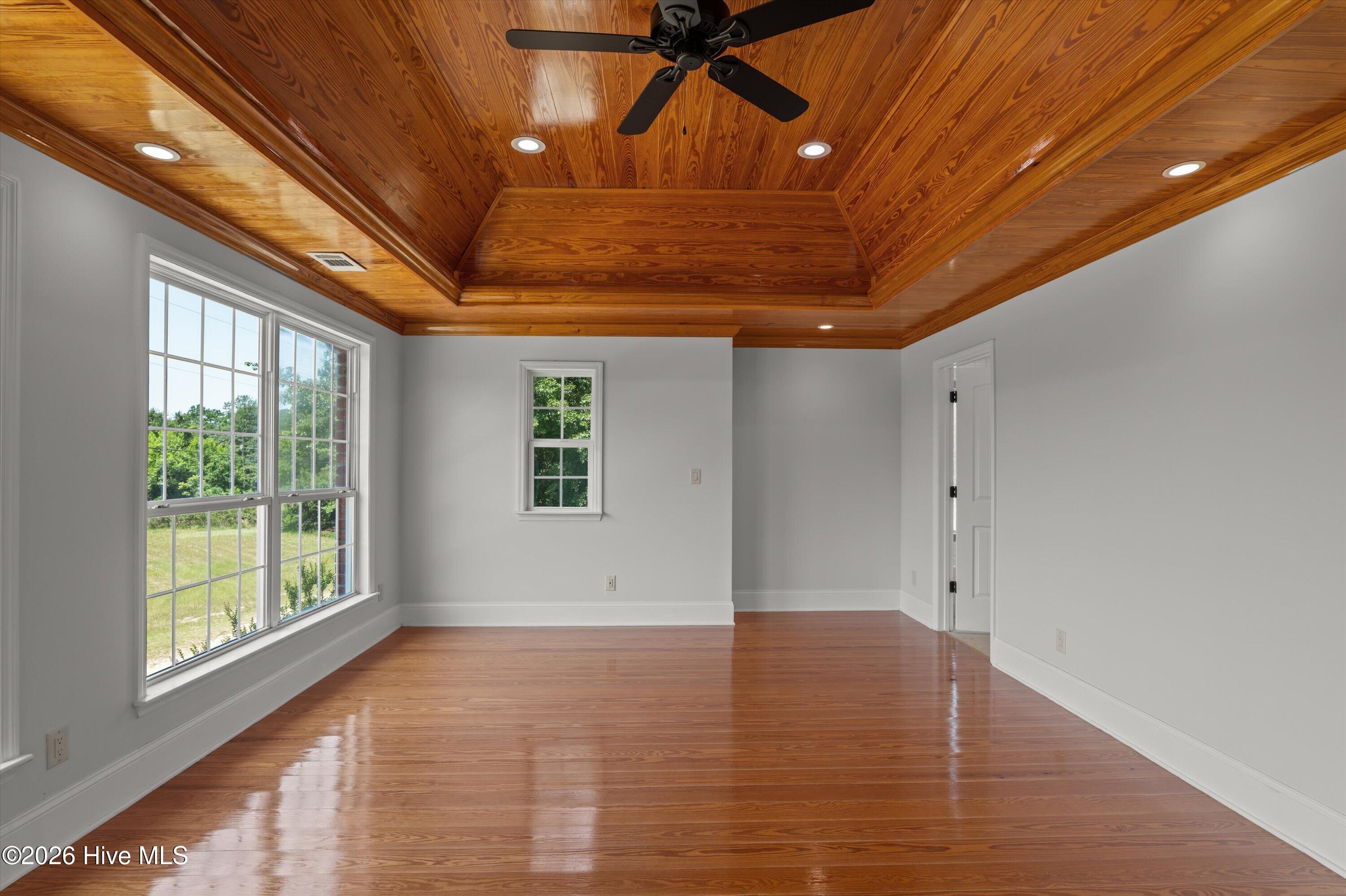 1421 Edgefield Road Property Photo 27