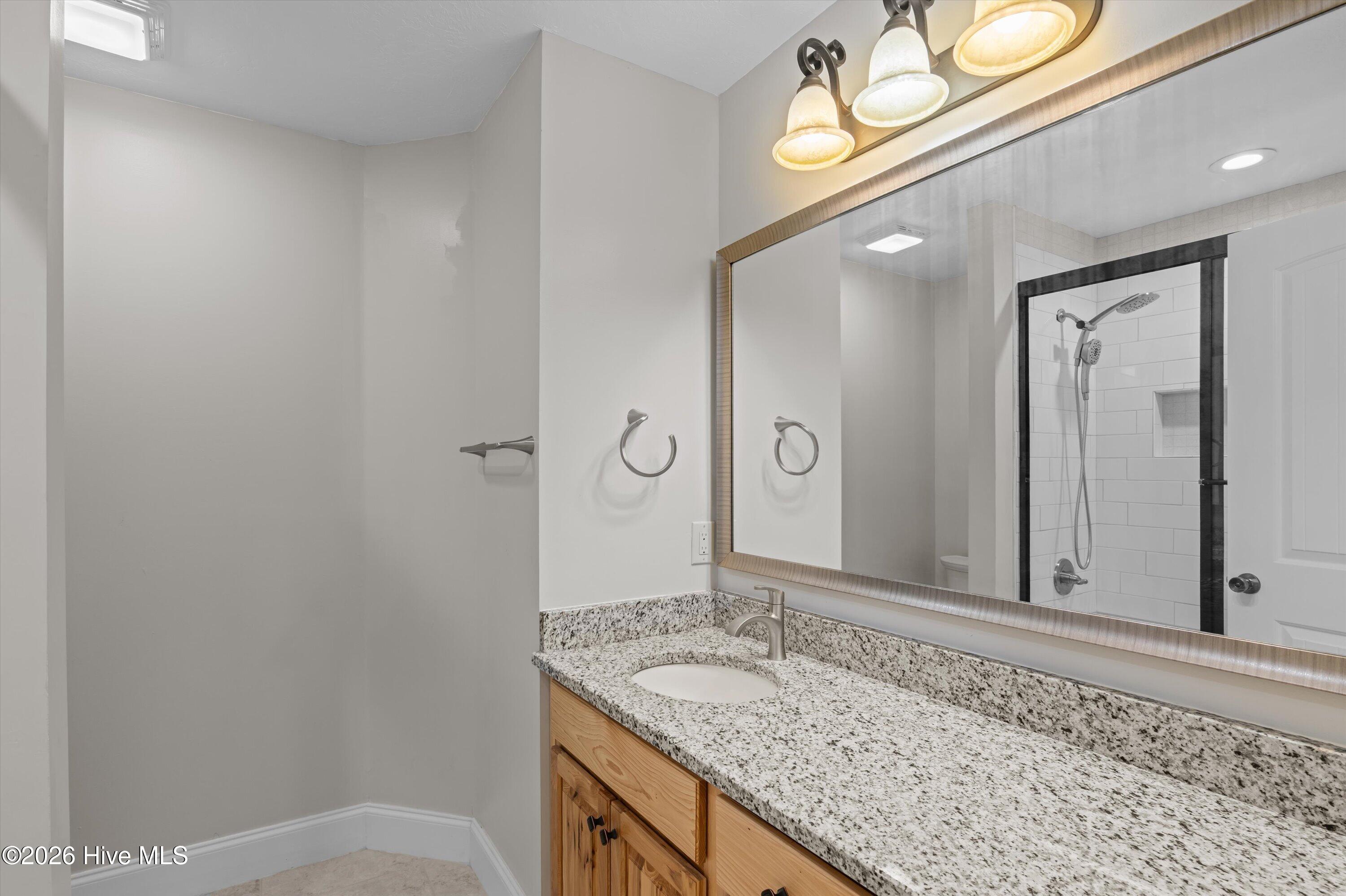 1421 Edgefield Road Property Photo 35
