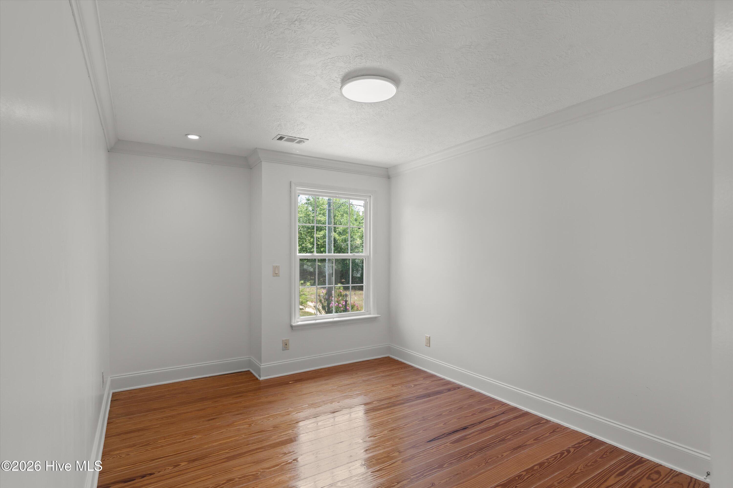 1421 Edgefield Road Property Photo 38
