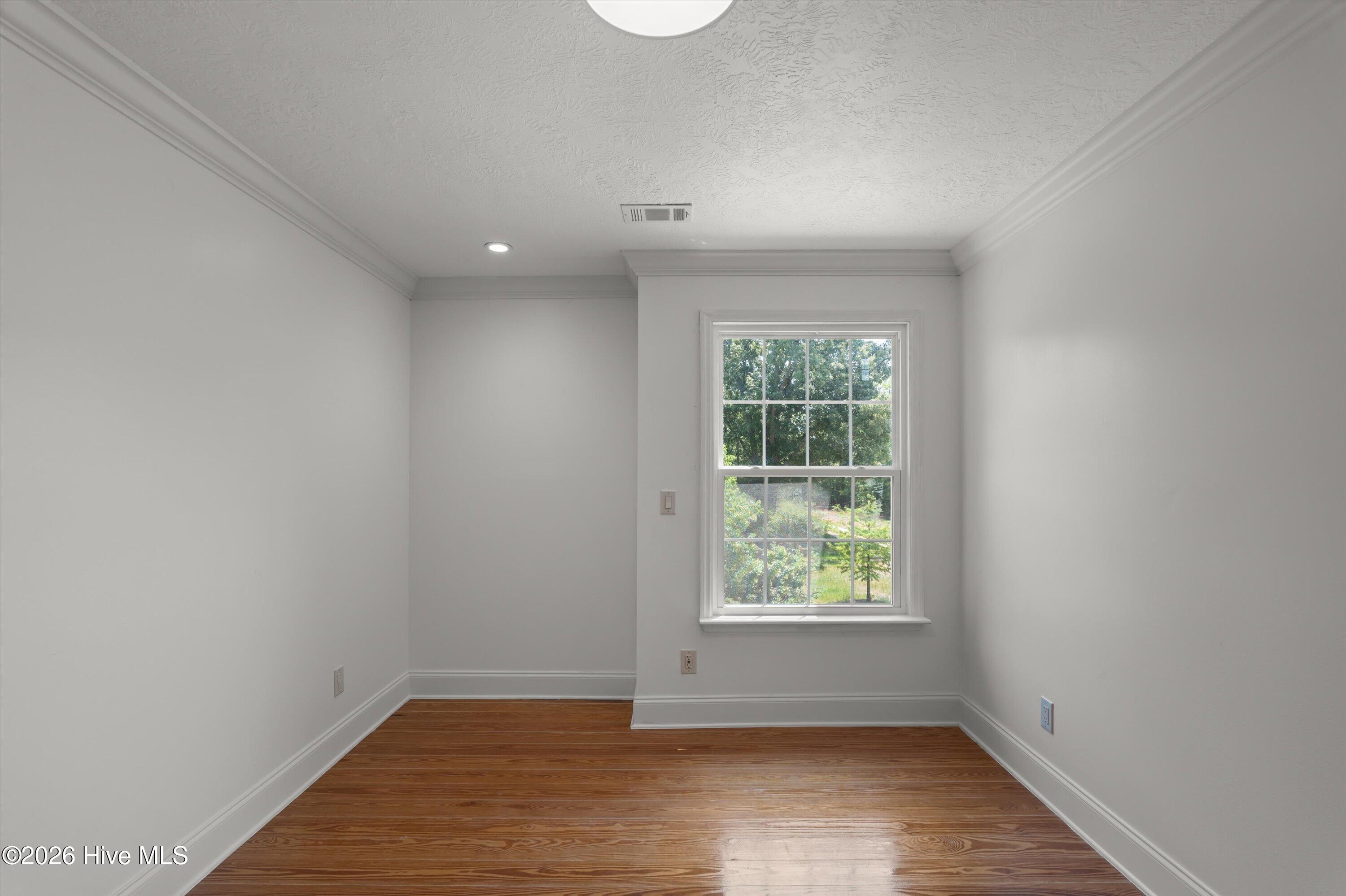 1421 Edgefield Road Property Photo 39