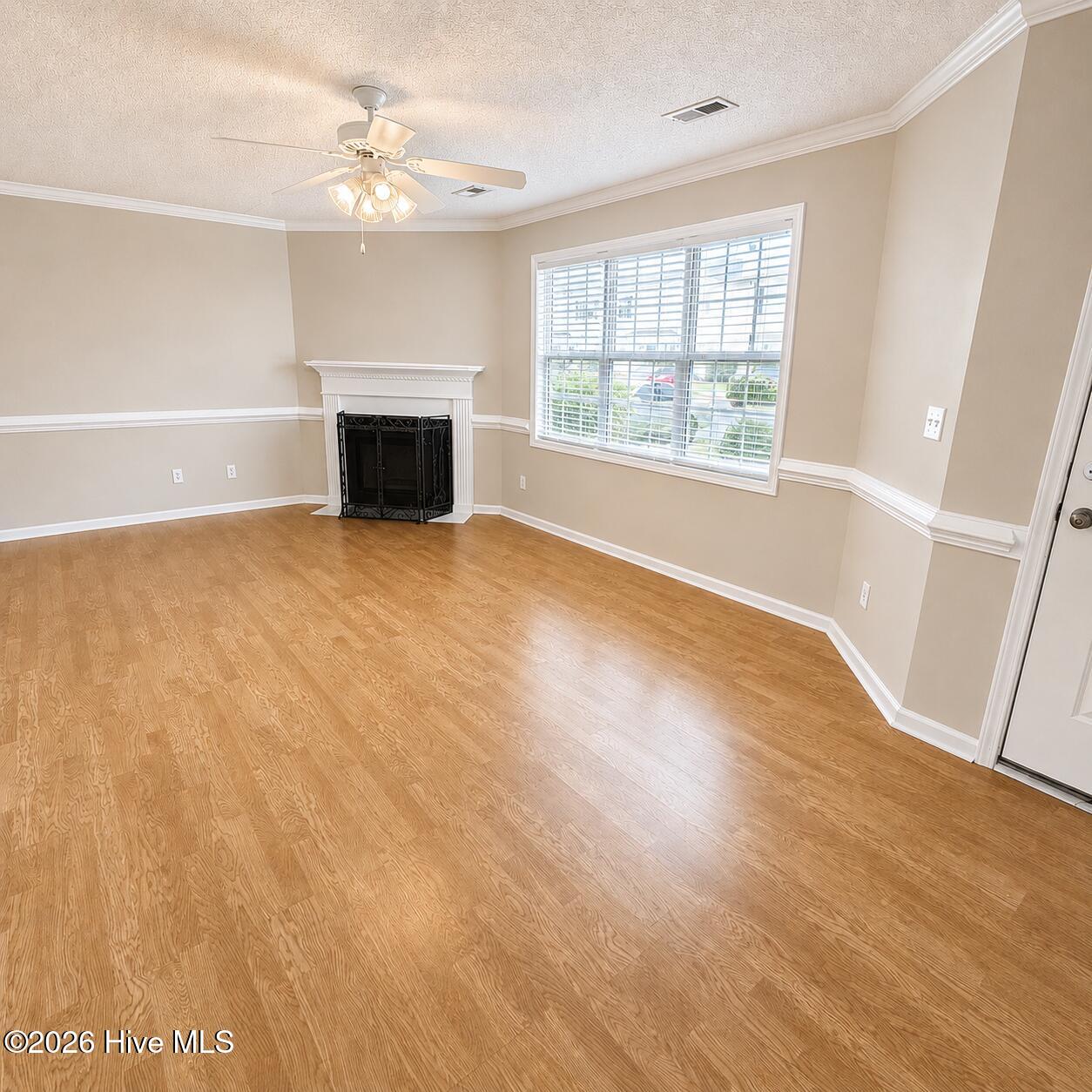 3917 Sterling Pointe Drive Kk4 Property Photo 2