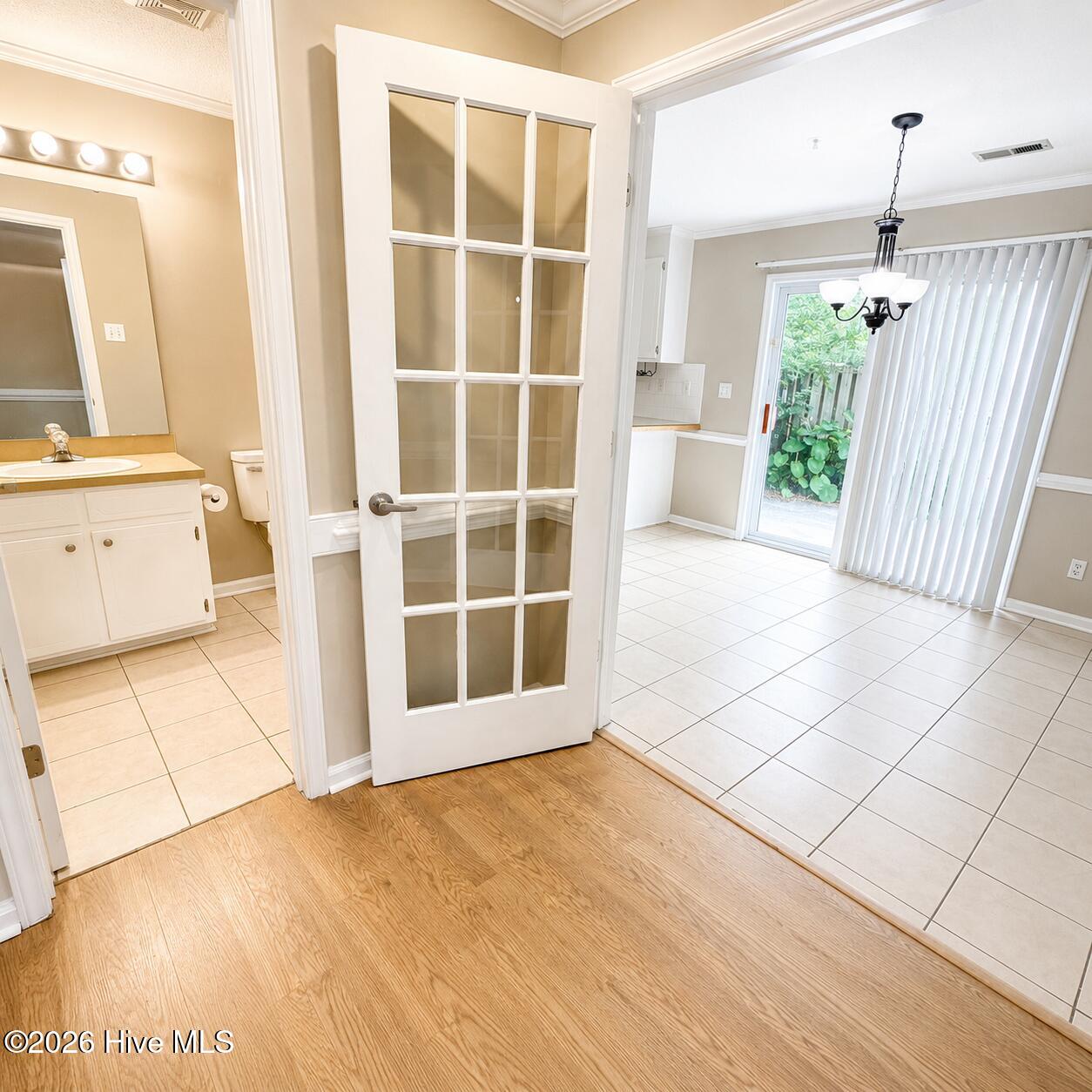 3917 Sterling Pointe Drive Kk4 Property Photo 4