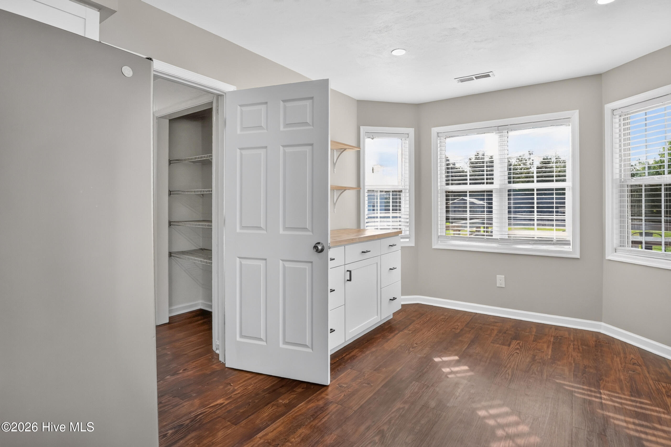 100 Carolina Road Property Photo 33