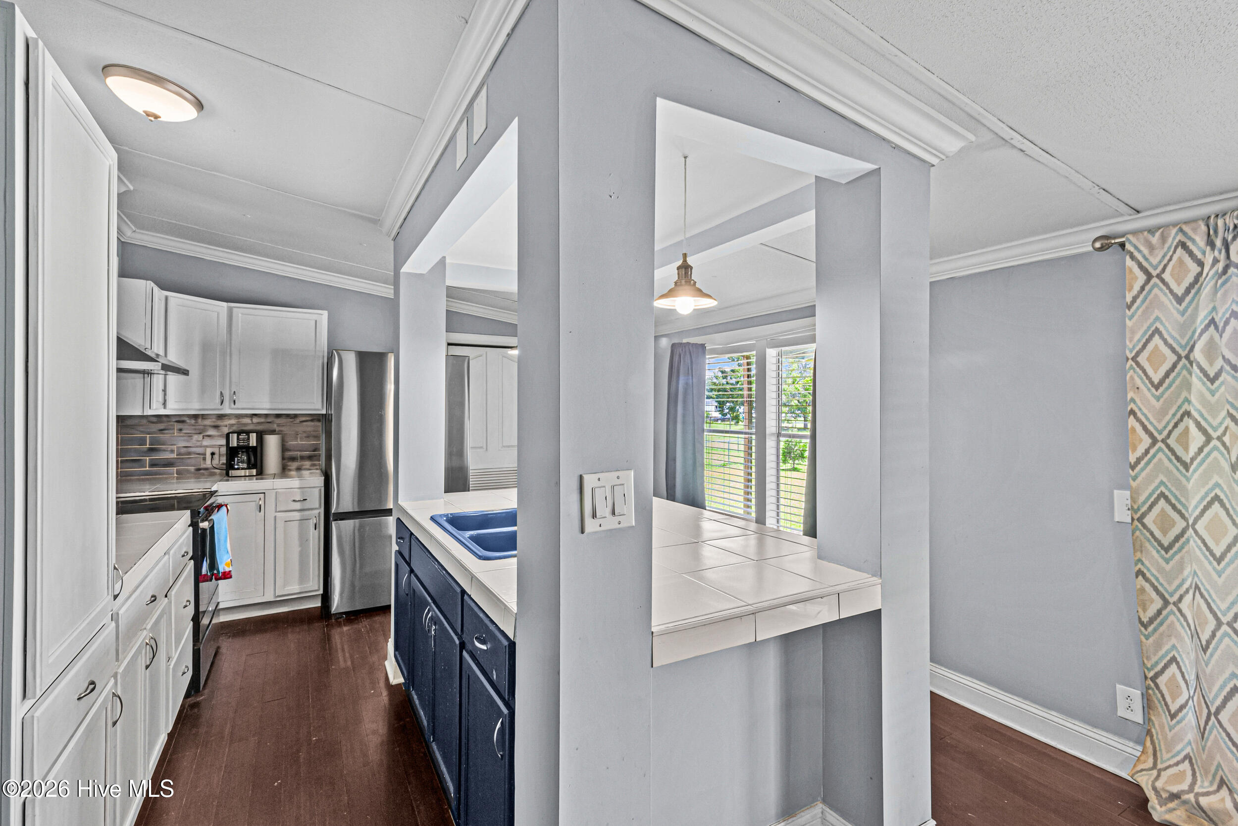 109 Lariat Circle Property Photo 6