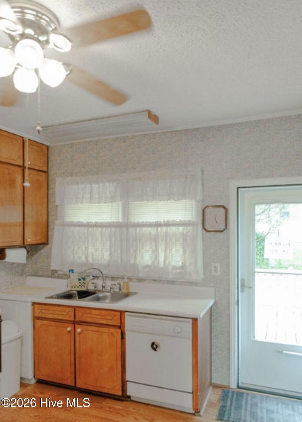 107 4th Street Property Photo 5