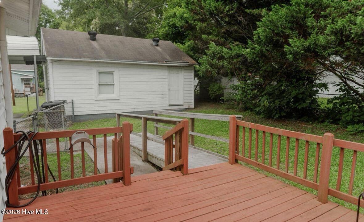 107 4th Street Property Photo 9