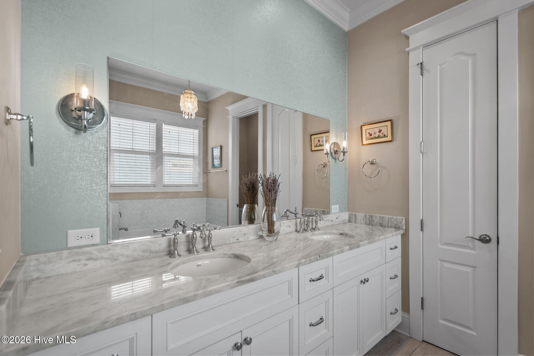 824 Cupola Drive Property Photo 33