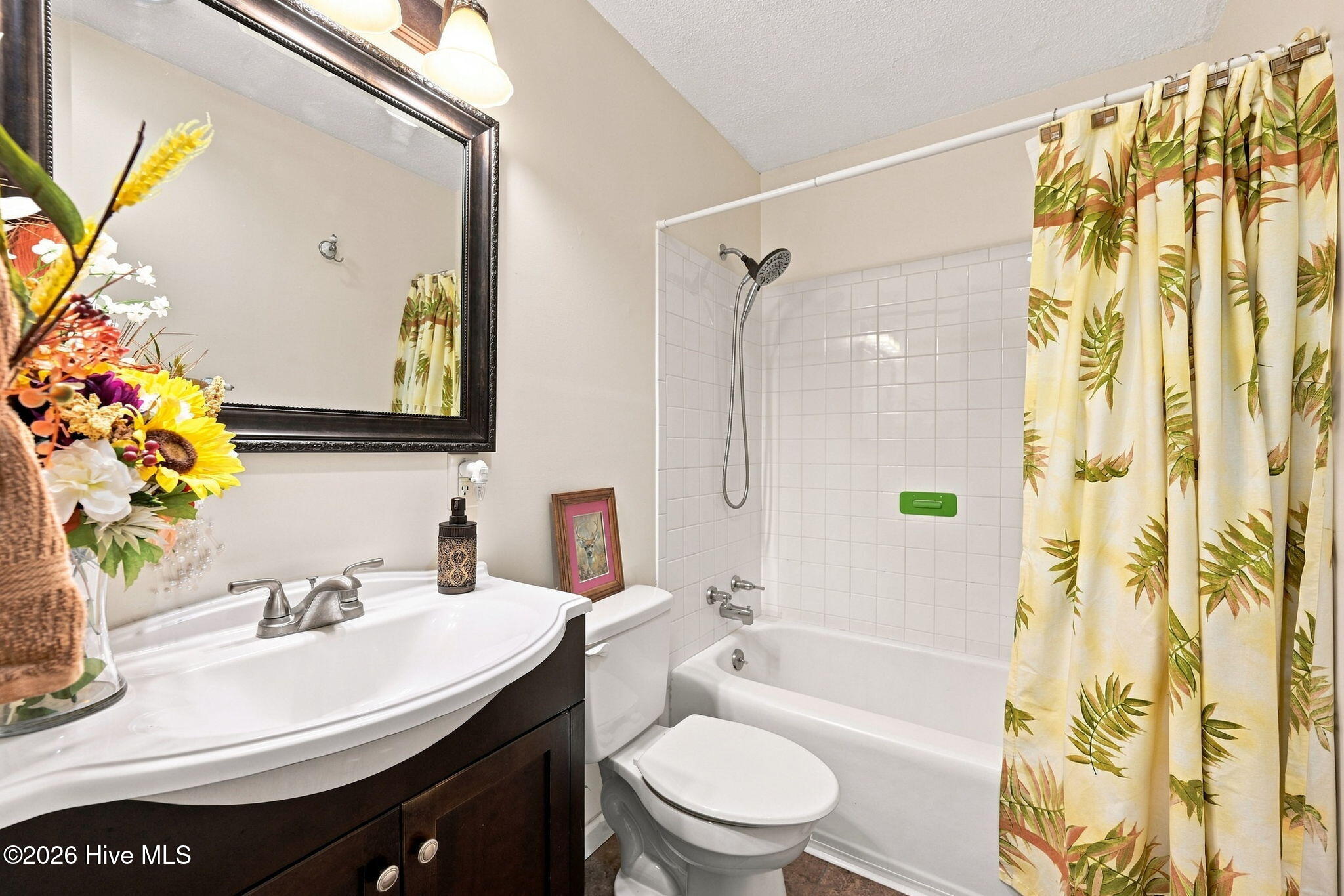 403 Hickory Court Property Photo 19