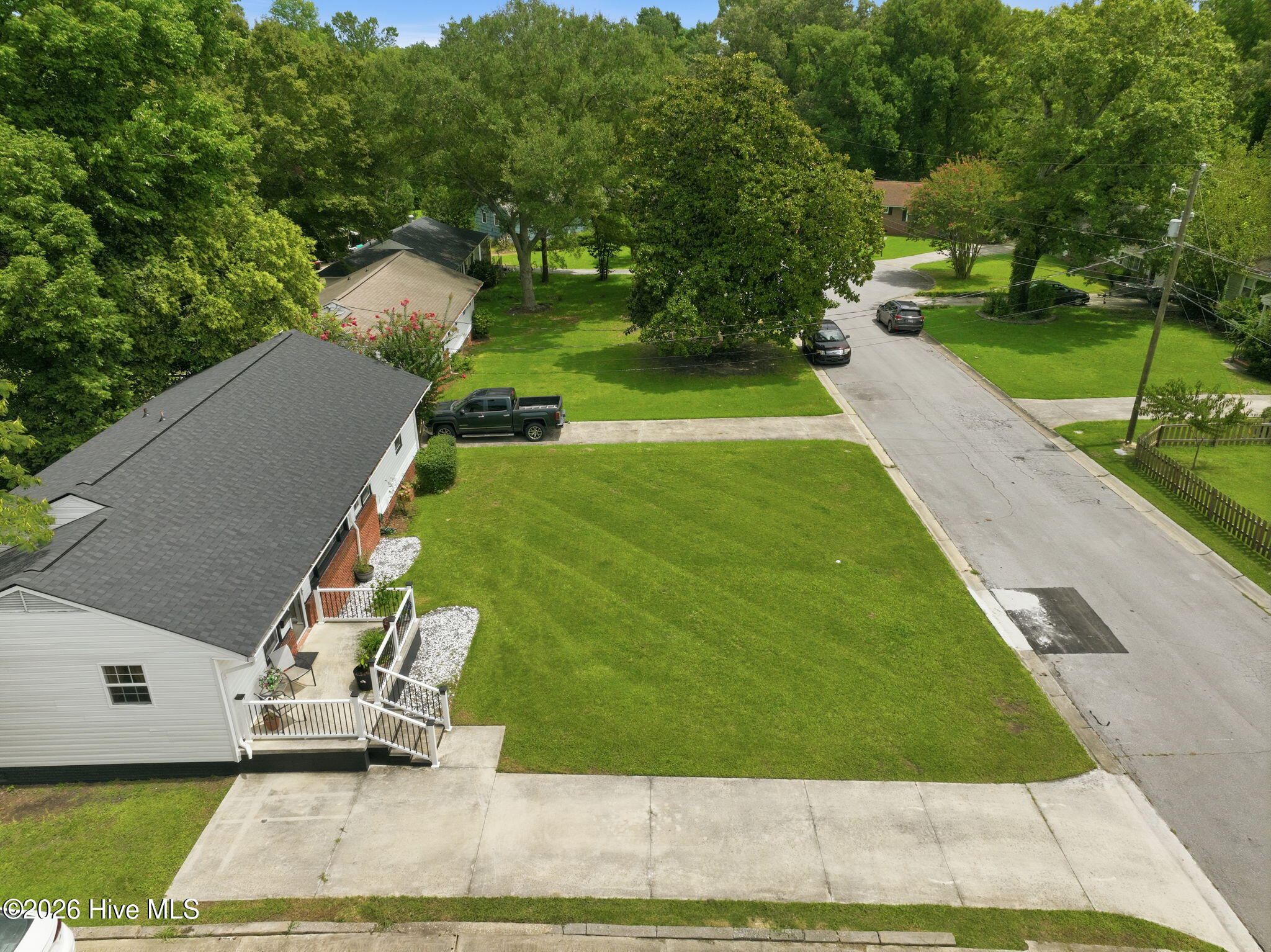 403 Hickory Court Property Photo 48