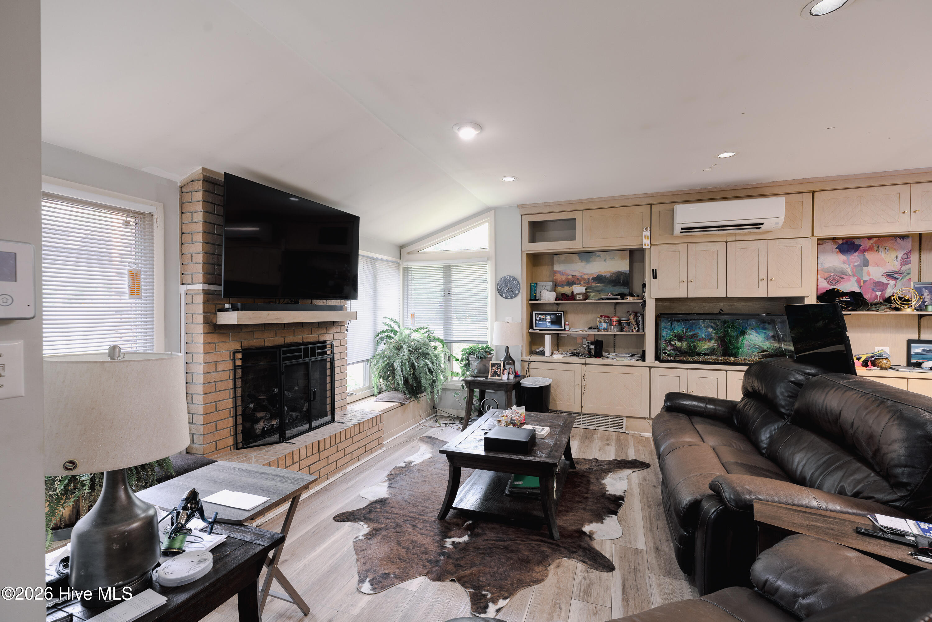 1900 Pawnee Drive Property Photo 14