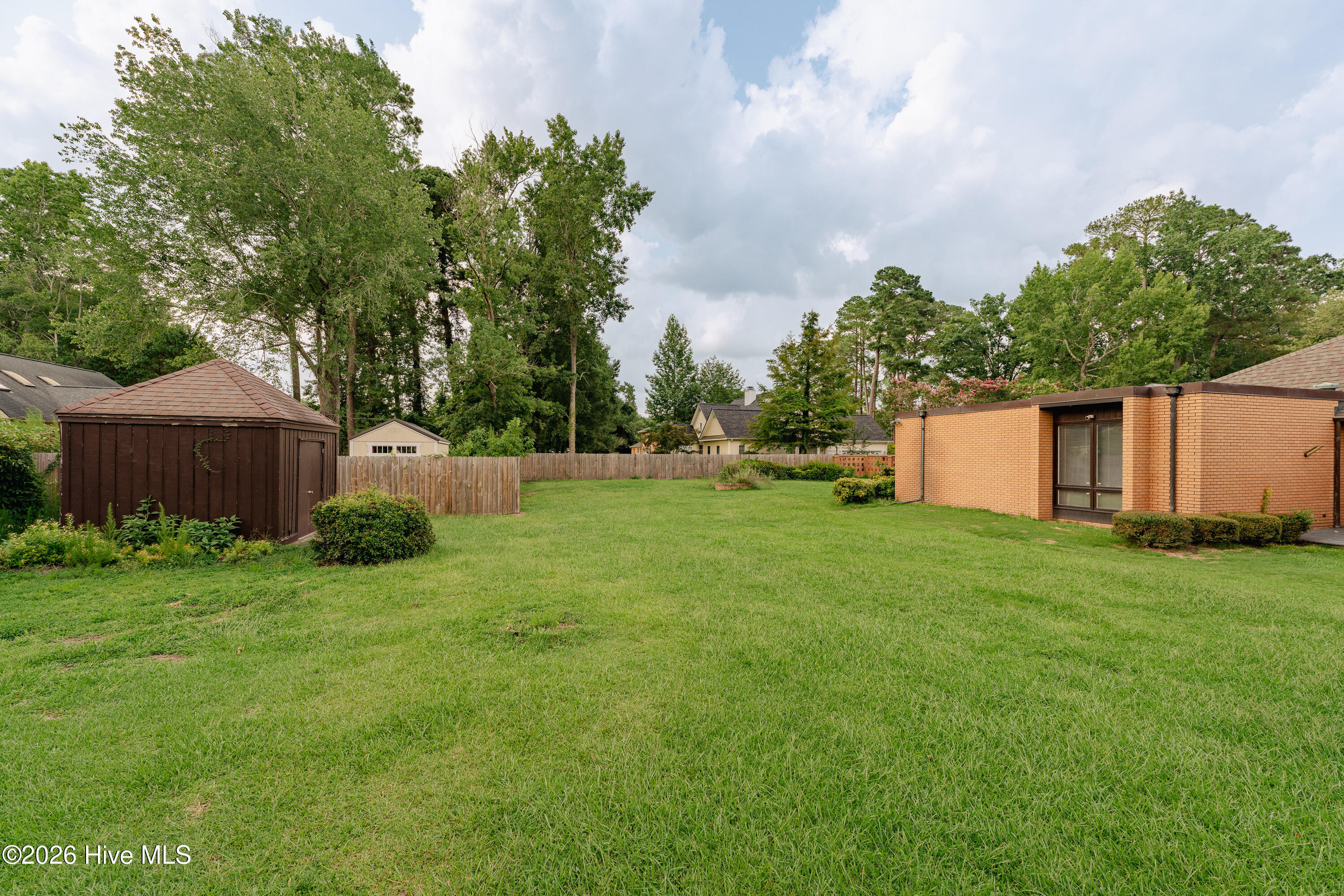 1900 Pawnee Drive Property Photo 37