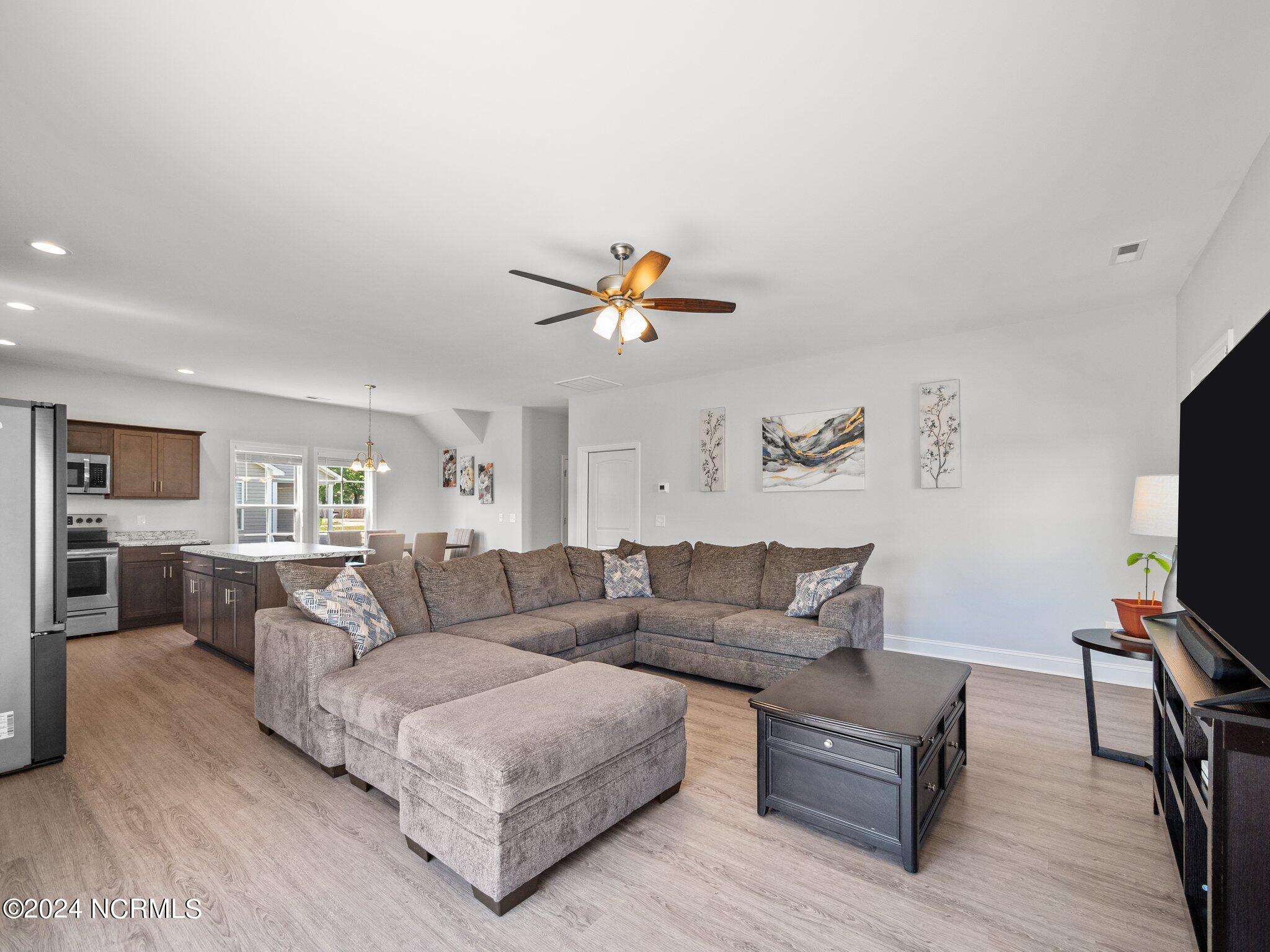 516 Poults Drive Property Photo 7