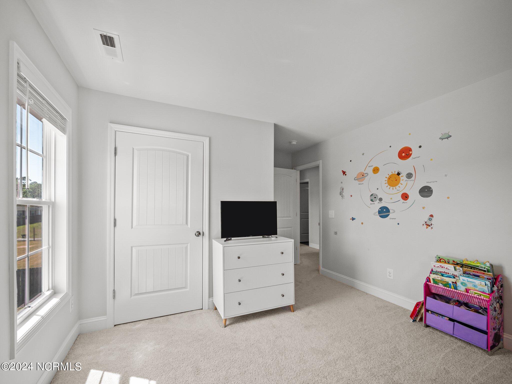 516 Poults Drive Property Photo 17