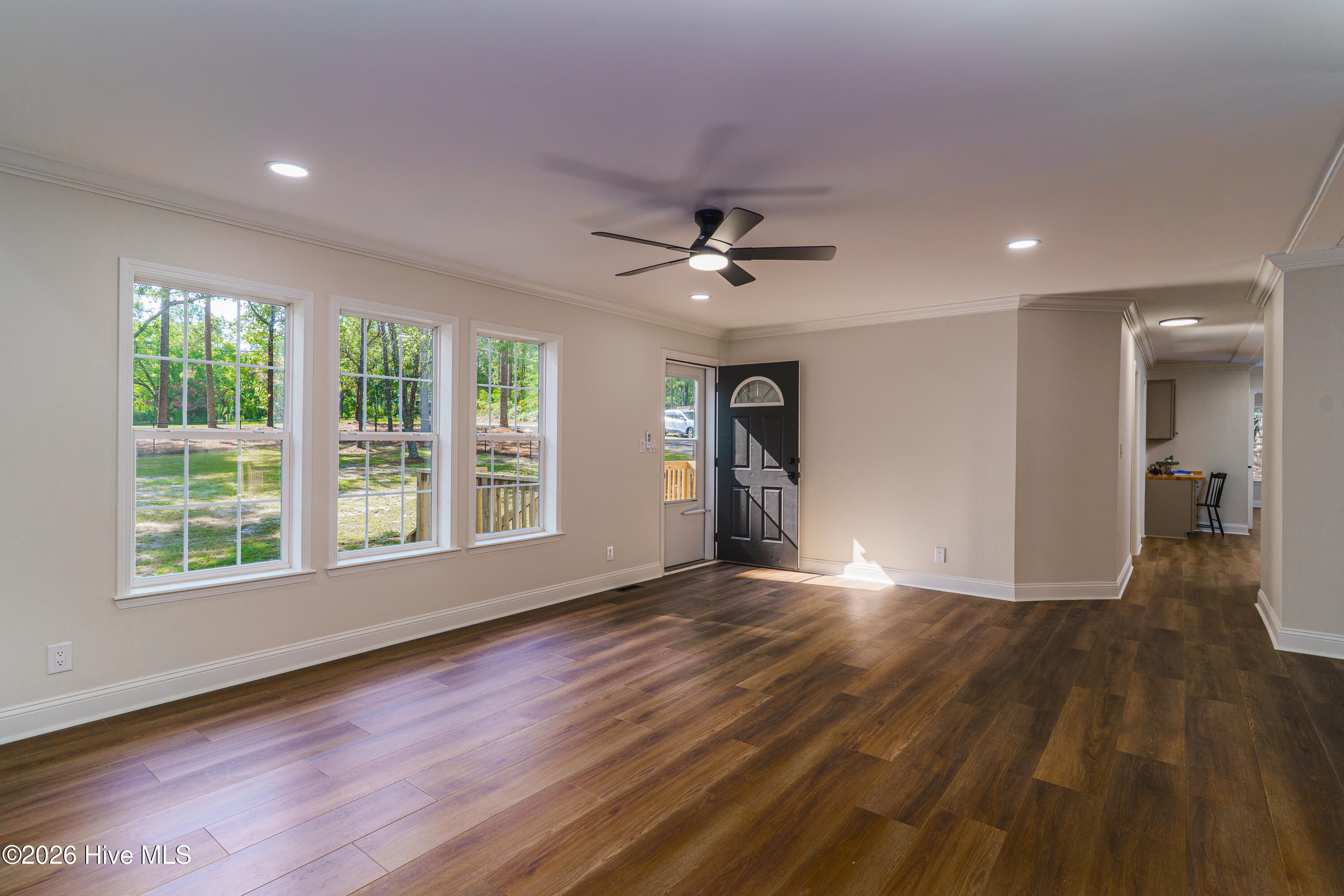 1470 Ring Road Property Photo 17