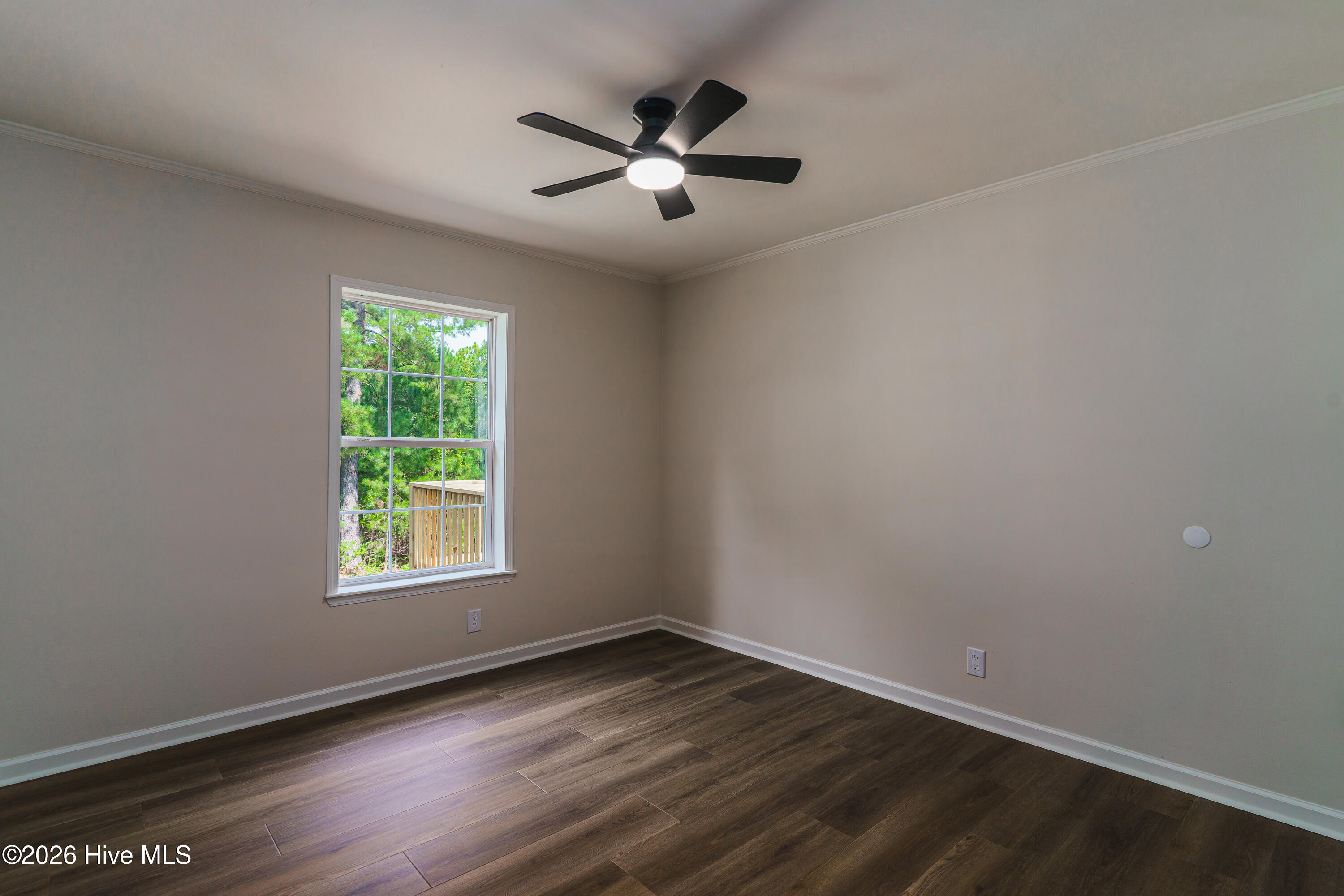 1470 Ring Road Property Photo 22