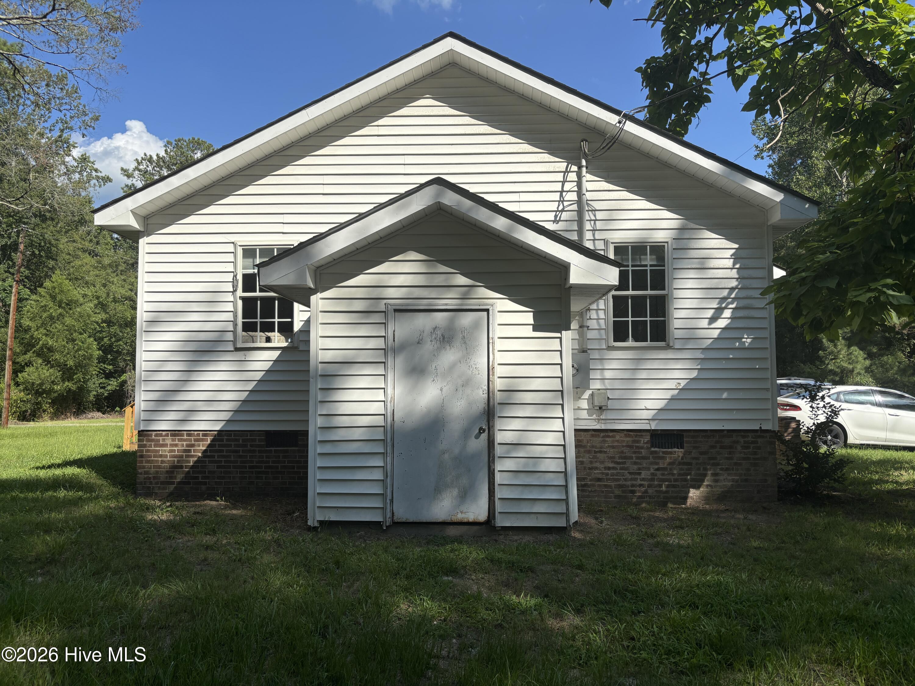 402 Main Street Property Photo 18