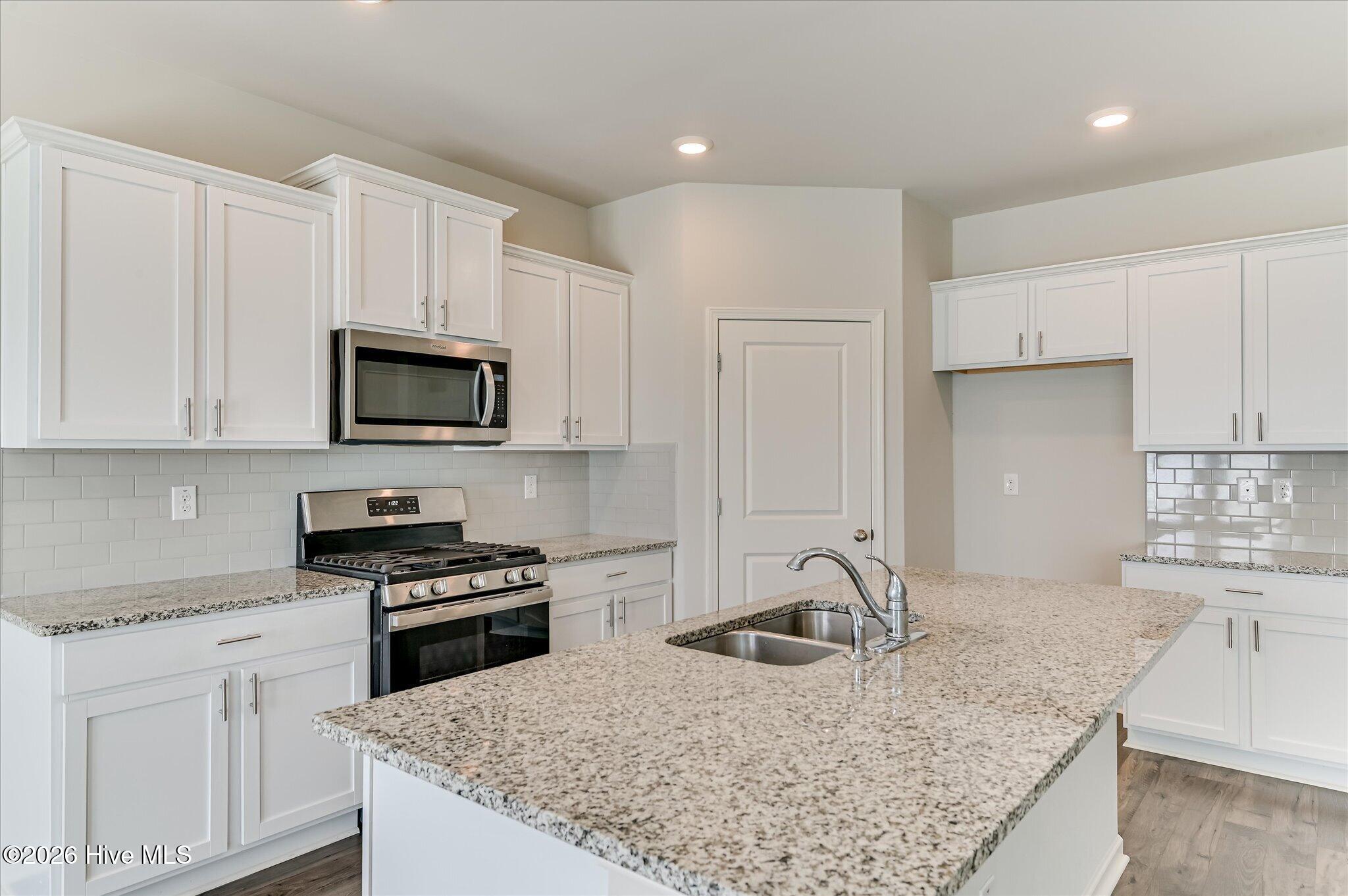 210 Expedition Drive Property Photo 10