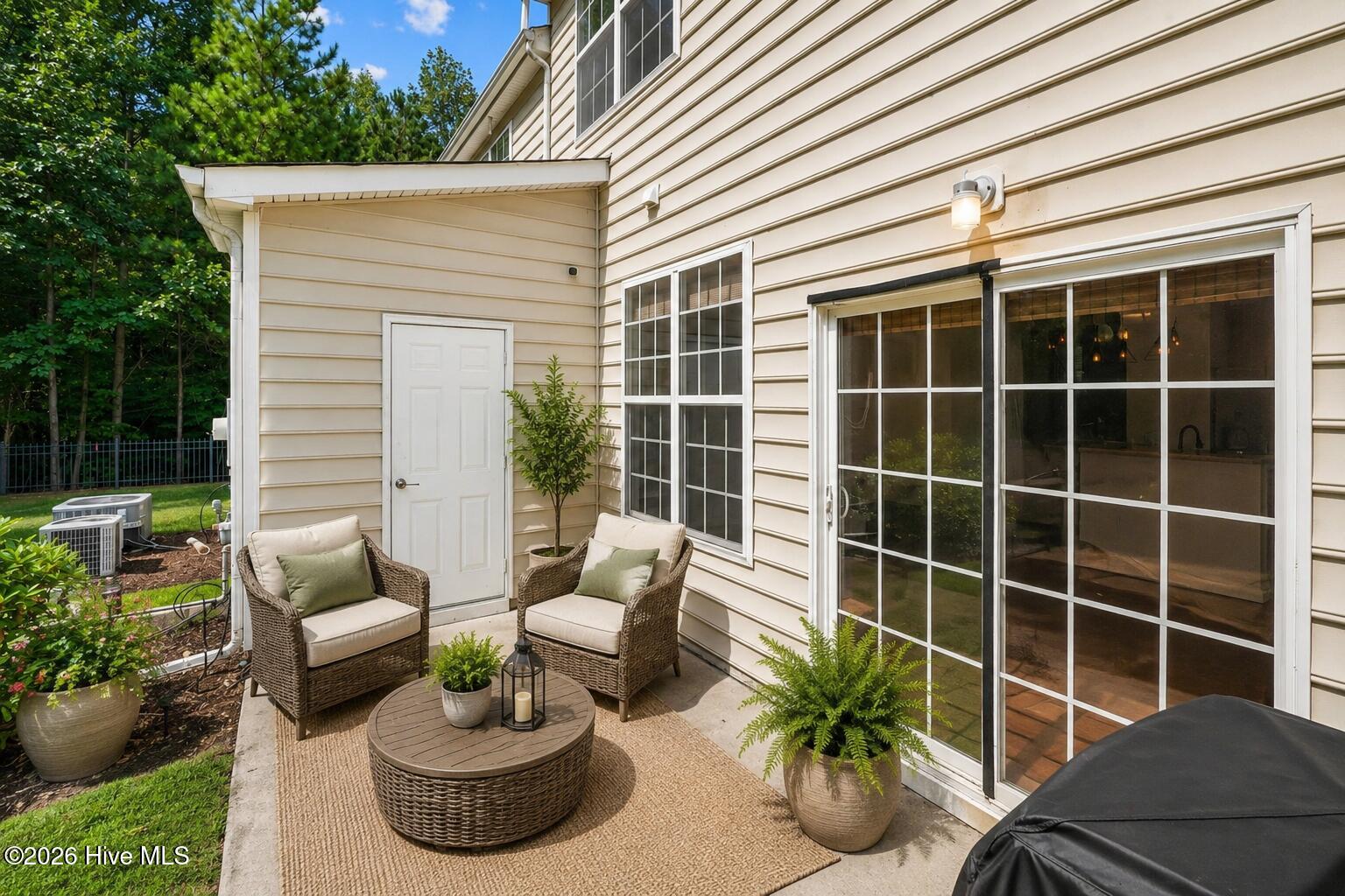 369 Red Elm Drive Property Photo 6