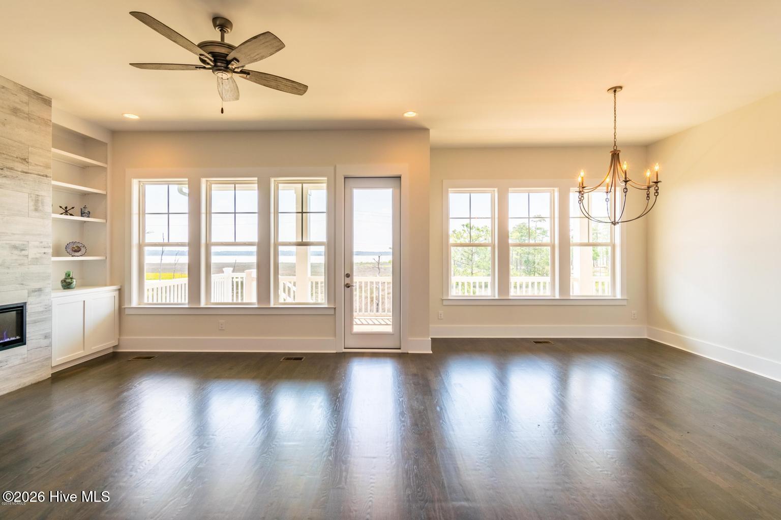 8012 Cotton Rose Court Property Photo 5