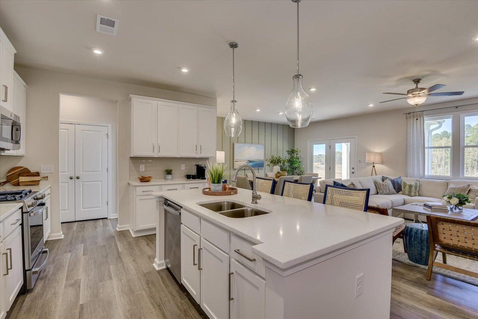 4538 Hartshorn Circle Property Photo 12