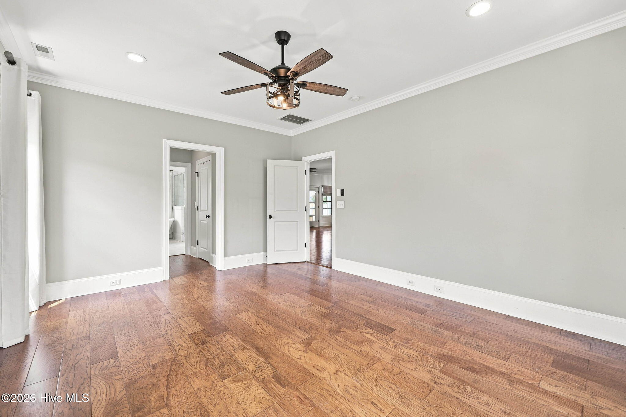 410 Olde Towne Drive Property Photo 9