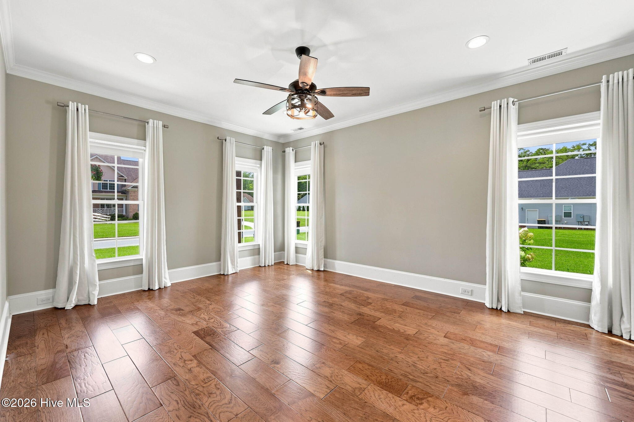 410 Olde Towne Drive Property Photo 10
