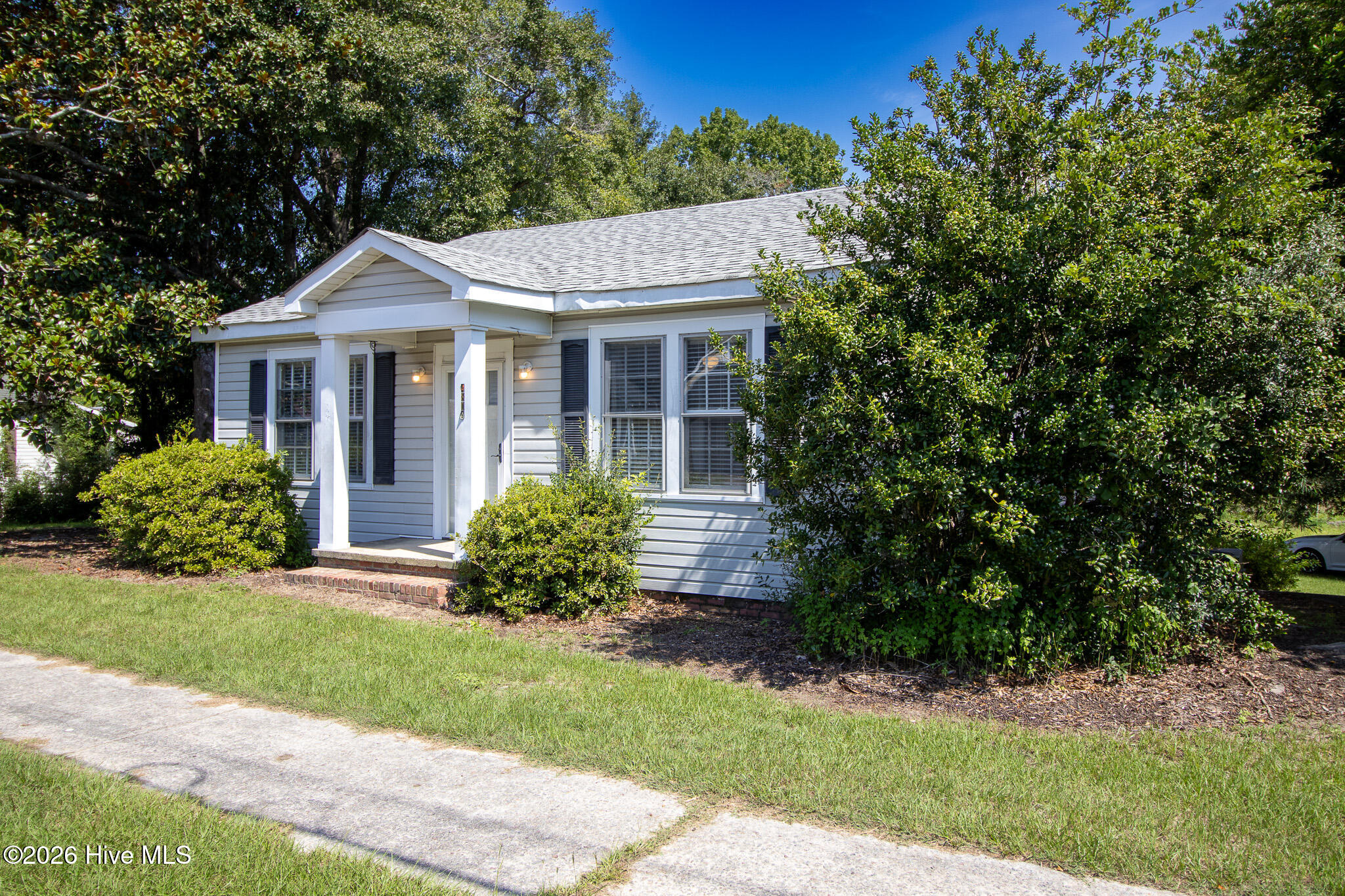 4804 Norway Road Property Photo 4