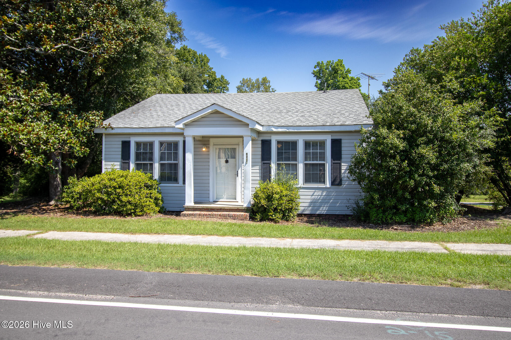 4804 Norway Road Property Photo 5