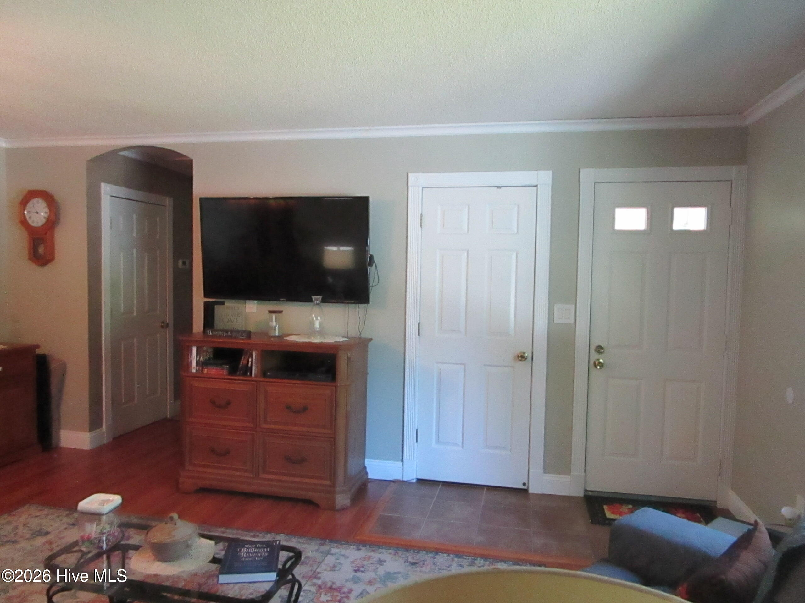 200 Fletcher Drive Property Photo 5